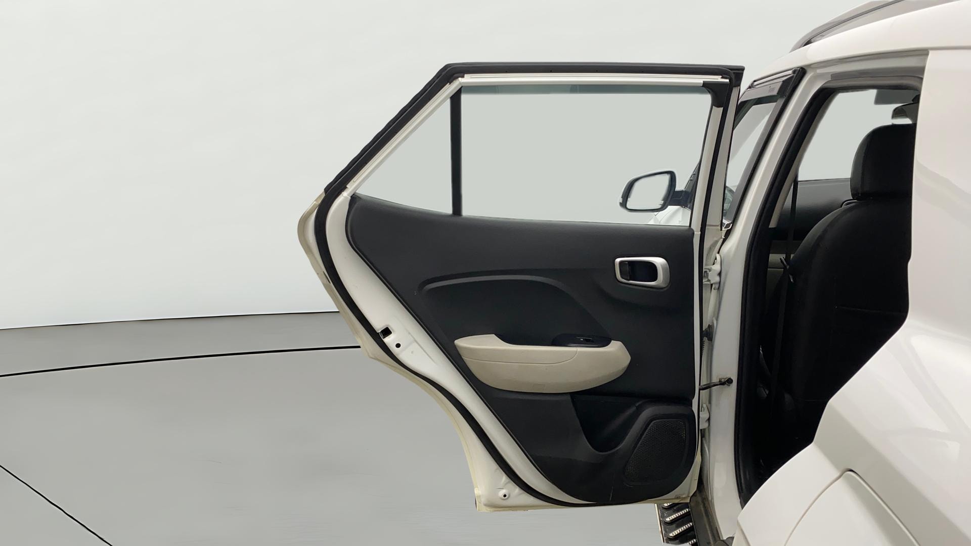 View 2022 Hyundai Venue S (O) 1.0 Turbo Petrol DCT Image 23 Used 2022 Hyundai Venue S (O) 1.0 Turbo Petrol DCT Image 23
