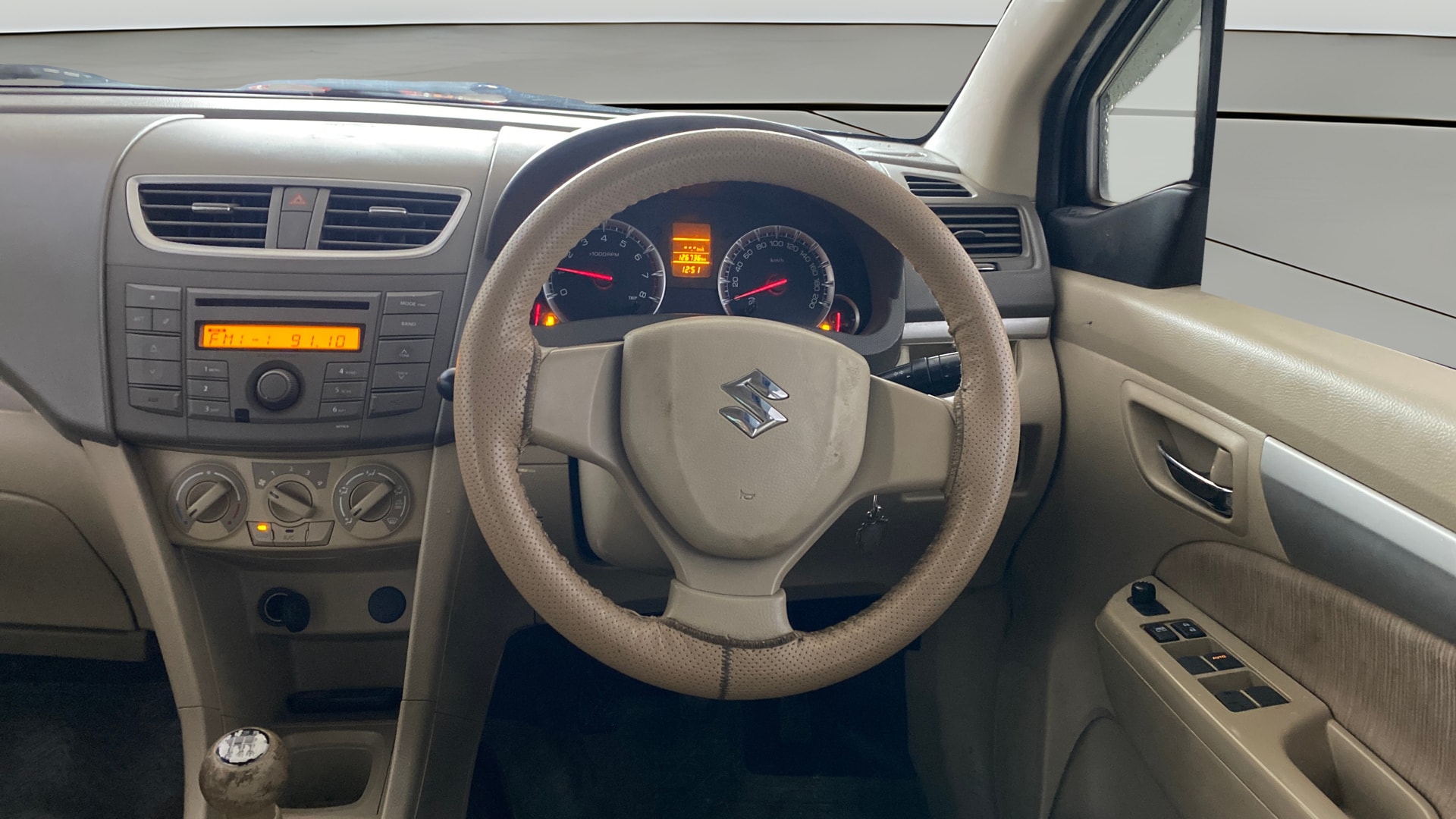 View 2015 Maruti Suzuki 1000 Base Variant Image 21 Used 2015 Maruti Suzuki 1000 Base Variant Image 21