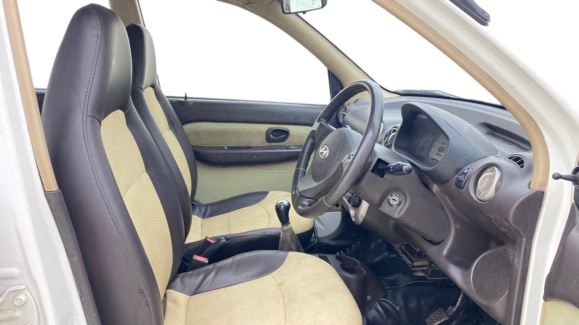 View 2013 Hyundai Santro Xing XE Image 25 Used 2013 Hyundai Santro Xing XE Image 25