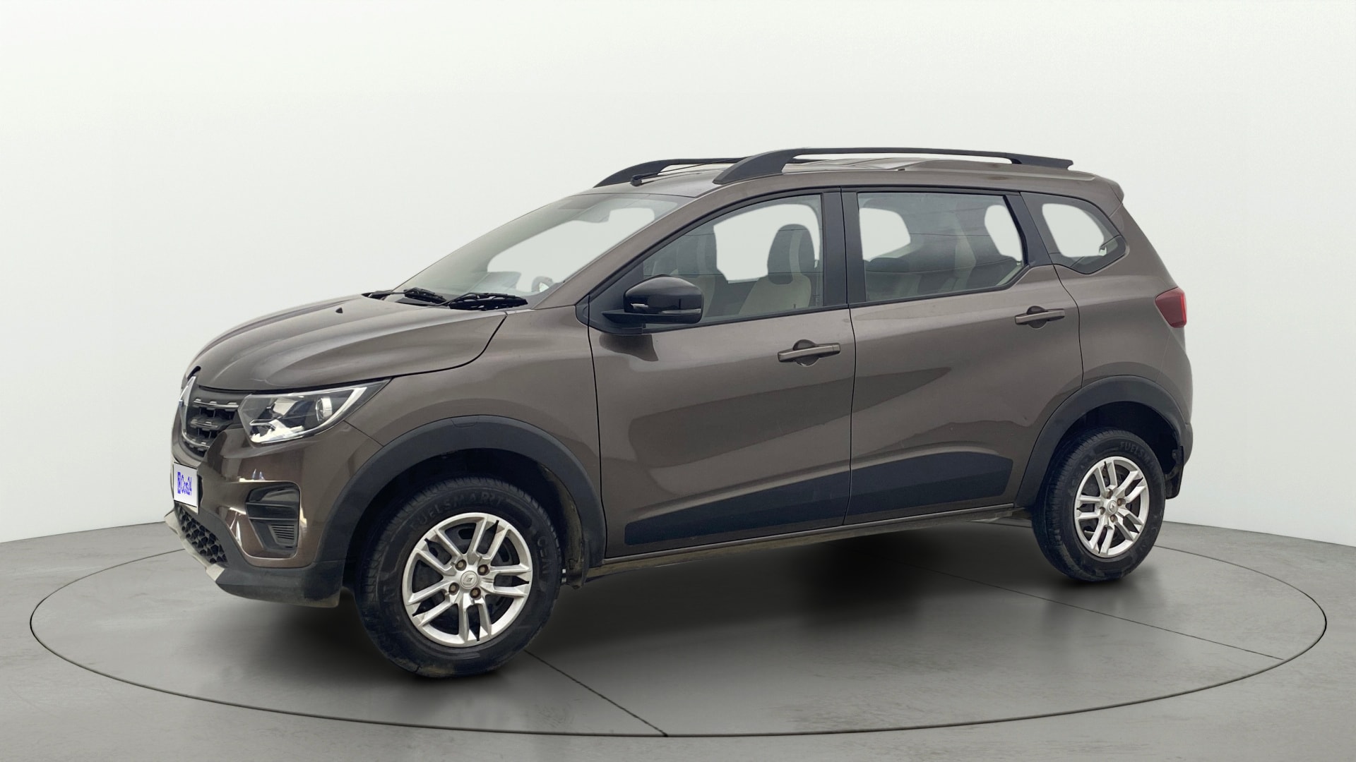 View 2023 Renault Triber RXT Image 35 Used 2023 Renault Triber RXT Image 35