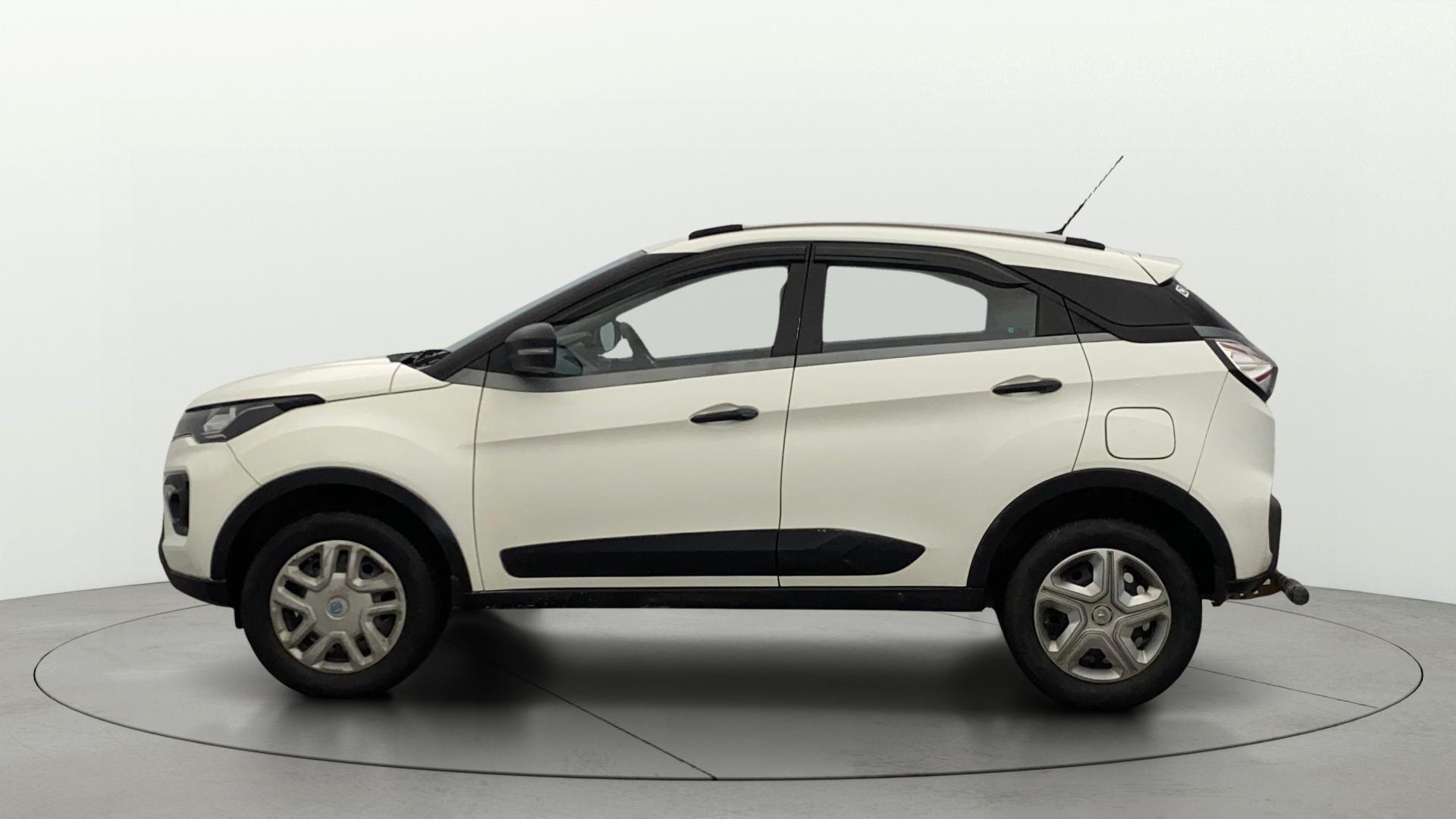 View 2021 Tata Nexon Revotron XMA AMT Image 25 Used 2021 Tata Nexon Revotron XMA AMT Image 25