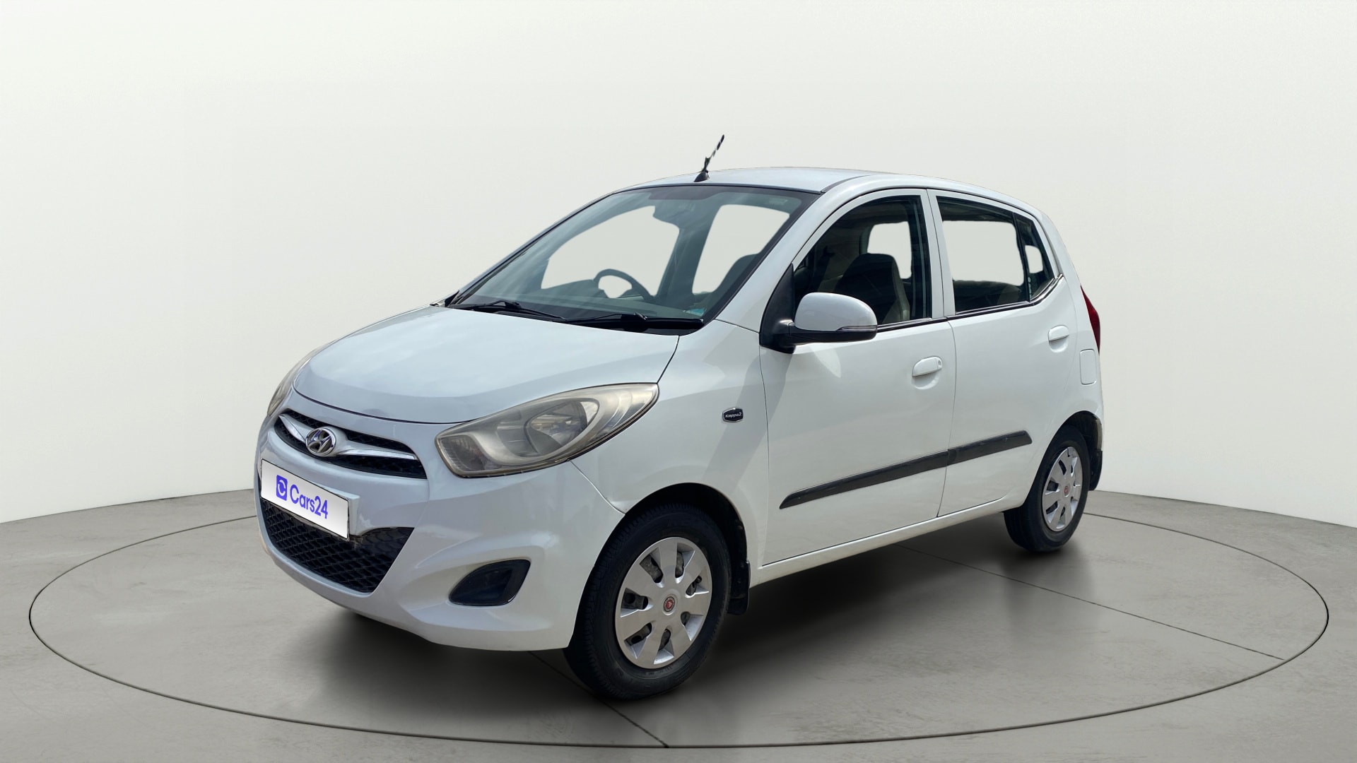 View 2013 Hyundai i10 1.2 Magna MT Image 35 Used 2013 Hyundai i10 1.2 Magna MT Image 35