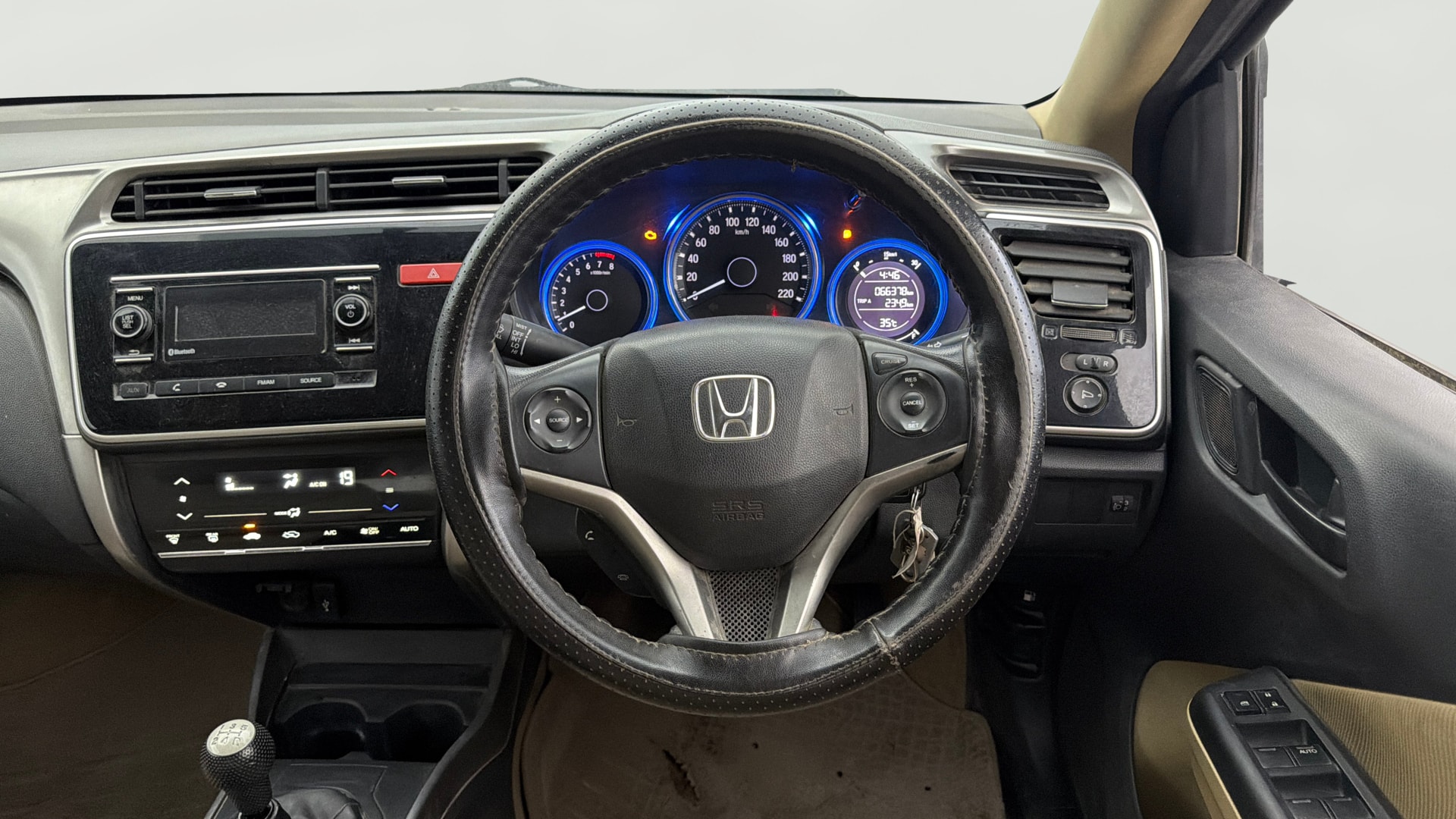 View 2014 Honda City ZX MT Diesel Anniversary Edition Image 21 Used 2014 Honda City ZX MT Diesel Anniversary Edition Image 21