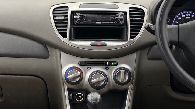 View Hyundai i10 Image 17 Used Hyundai i10 Image 17