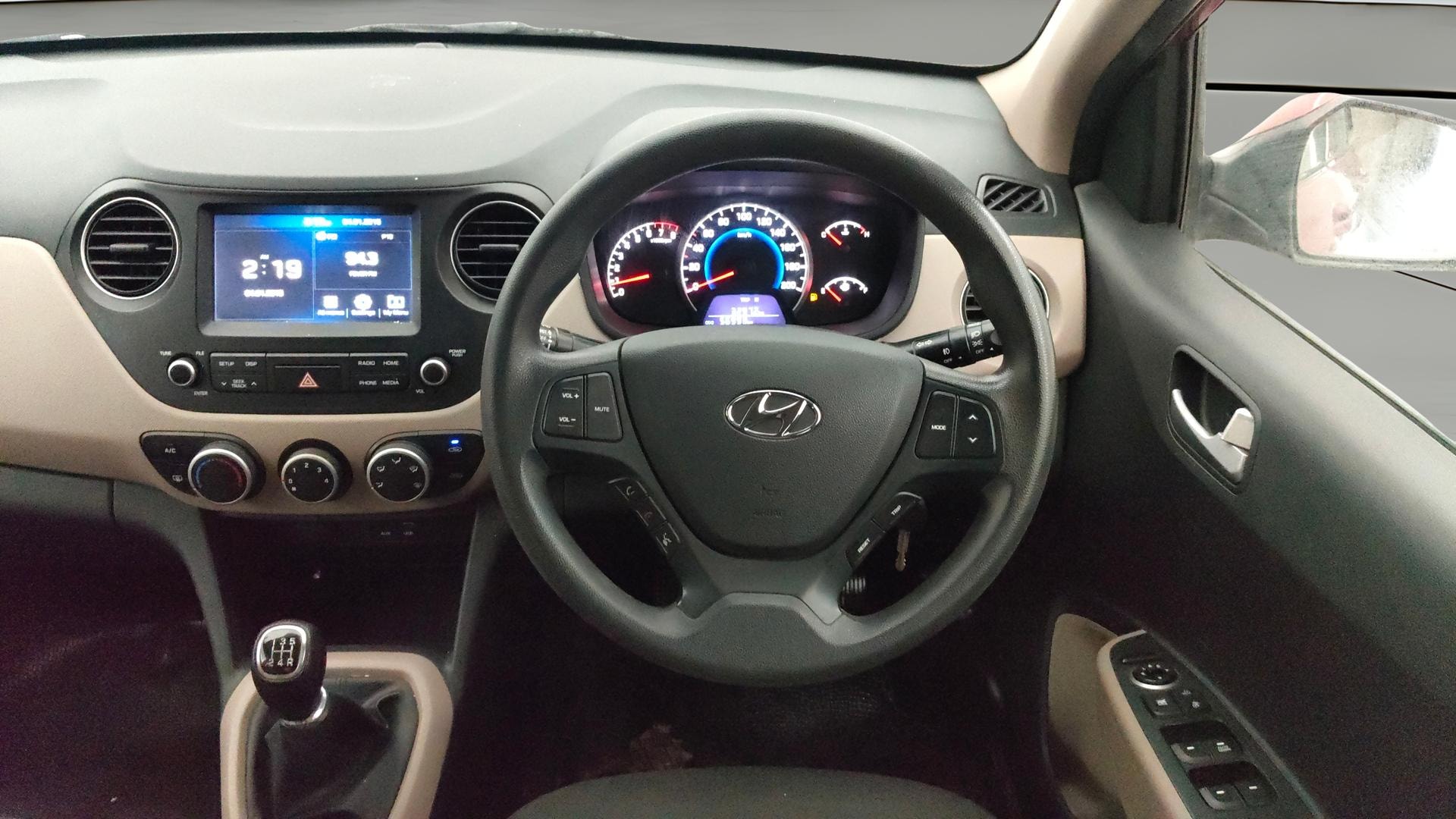 Used 2017 Hyundai Grand i10 Used 2017 Hyundai Grand i10
