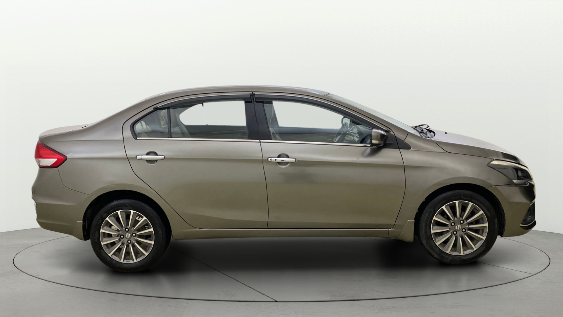 View 2020 Maruti Suzuki 1000 Base Variant Image 9 Used 2020 Maruti Suzuki 1000 Base Variant Image 9