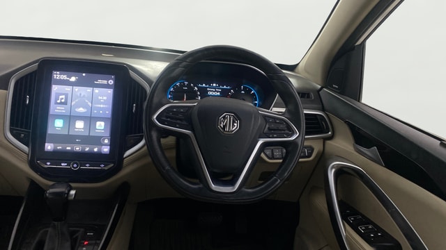 View MG Hector Image 20 Used MG Hector Image 20