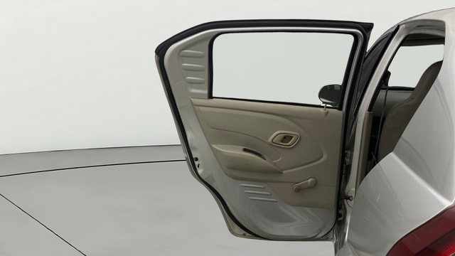 View Datsun Redi GO Image 22 Used Datsun Redi GO Image 22