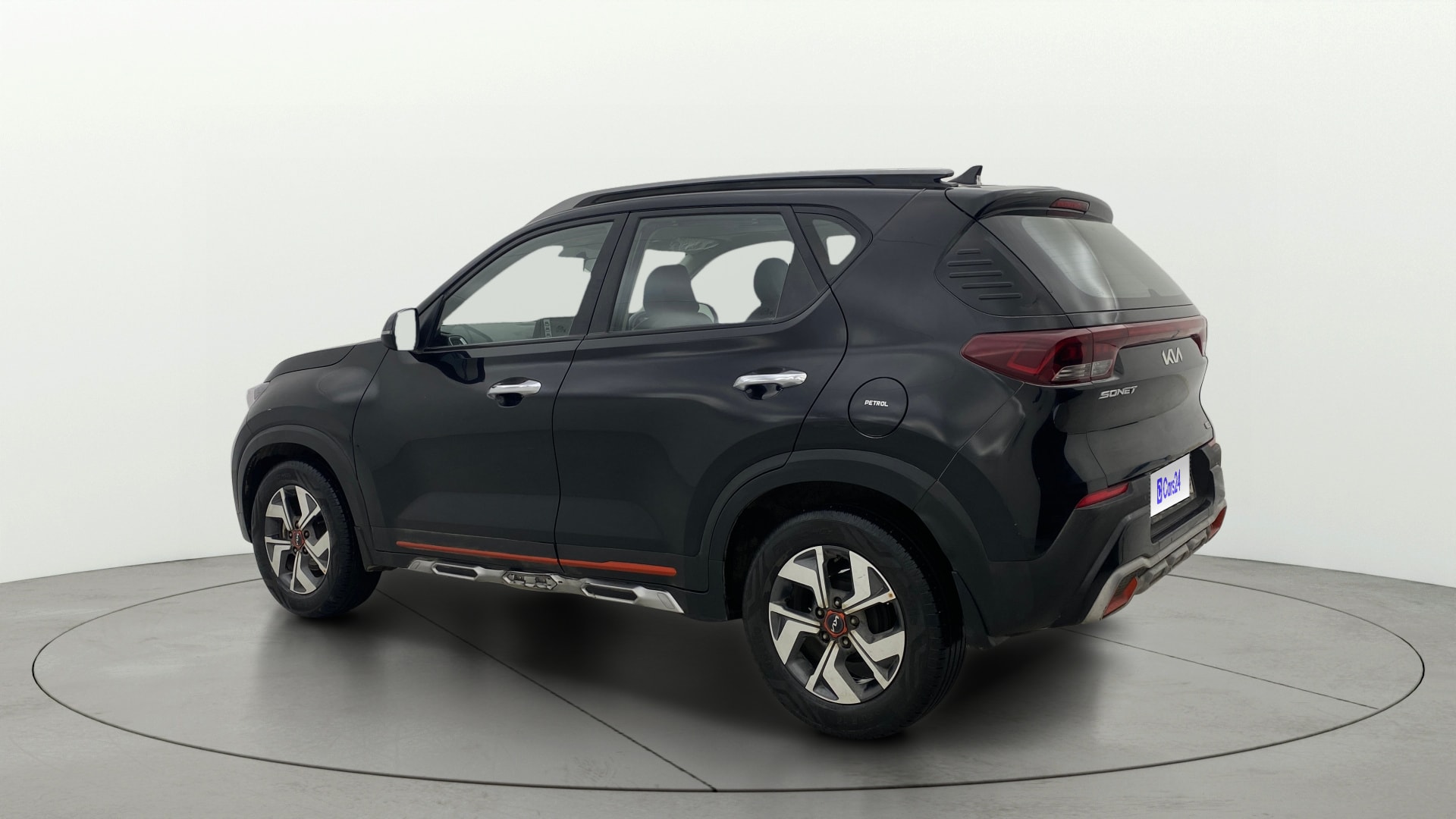 View 2022 Kia Sonet HTE Petrol Image 2 Used 2022 Kia Sonet HTE Petrol Image 2