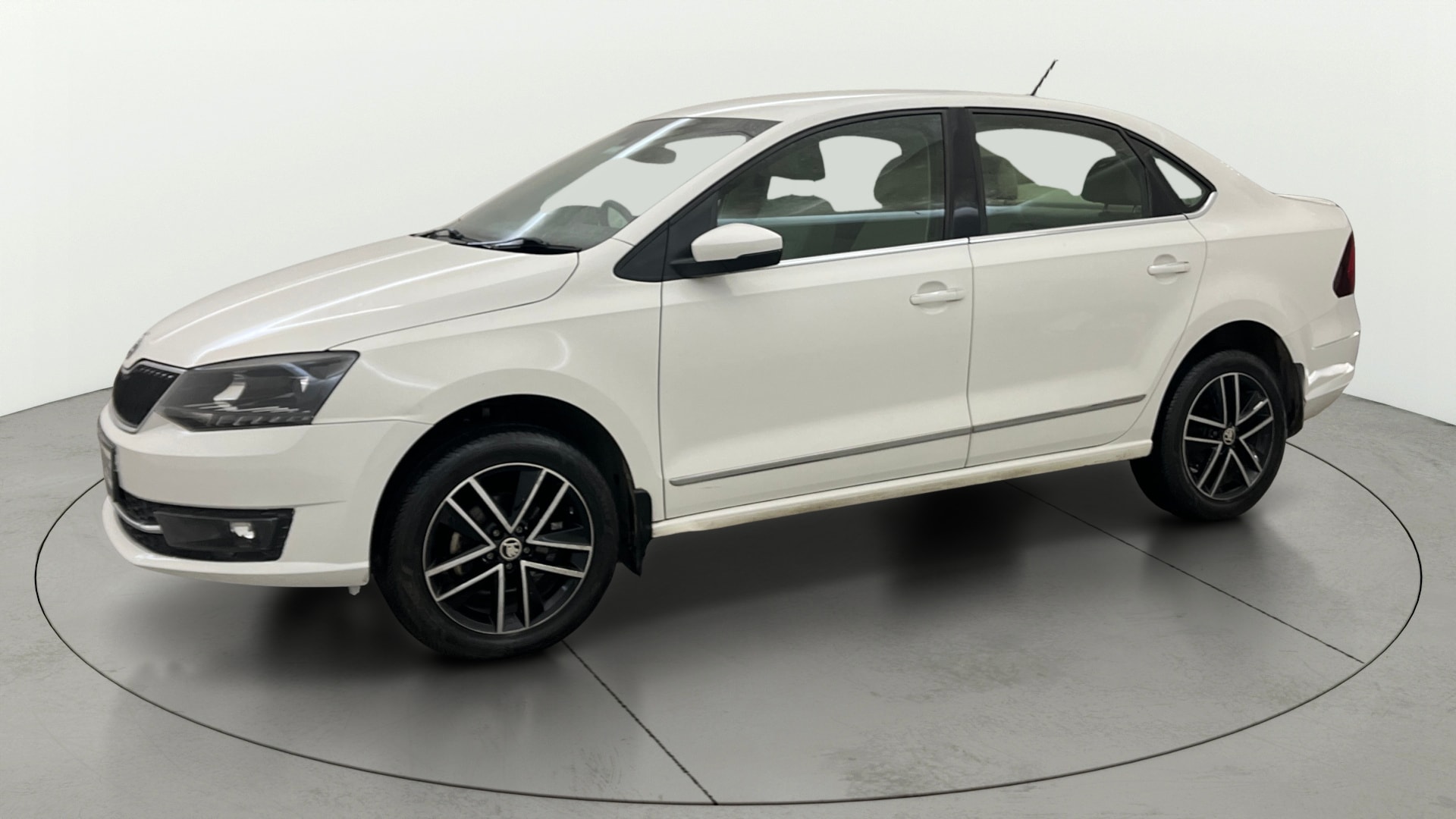 View 2020 Skoda Rapid 1.5 TDI CR Active BS IV Image 35 Used 2020 Skoda Rapid 1.5 TDI CR Active BS IV Image 35
