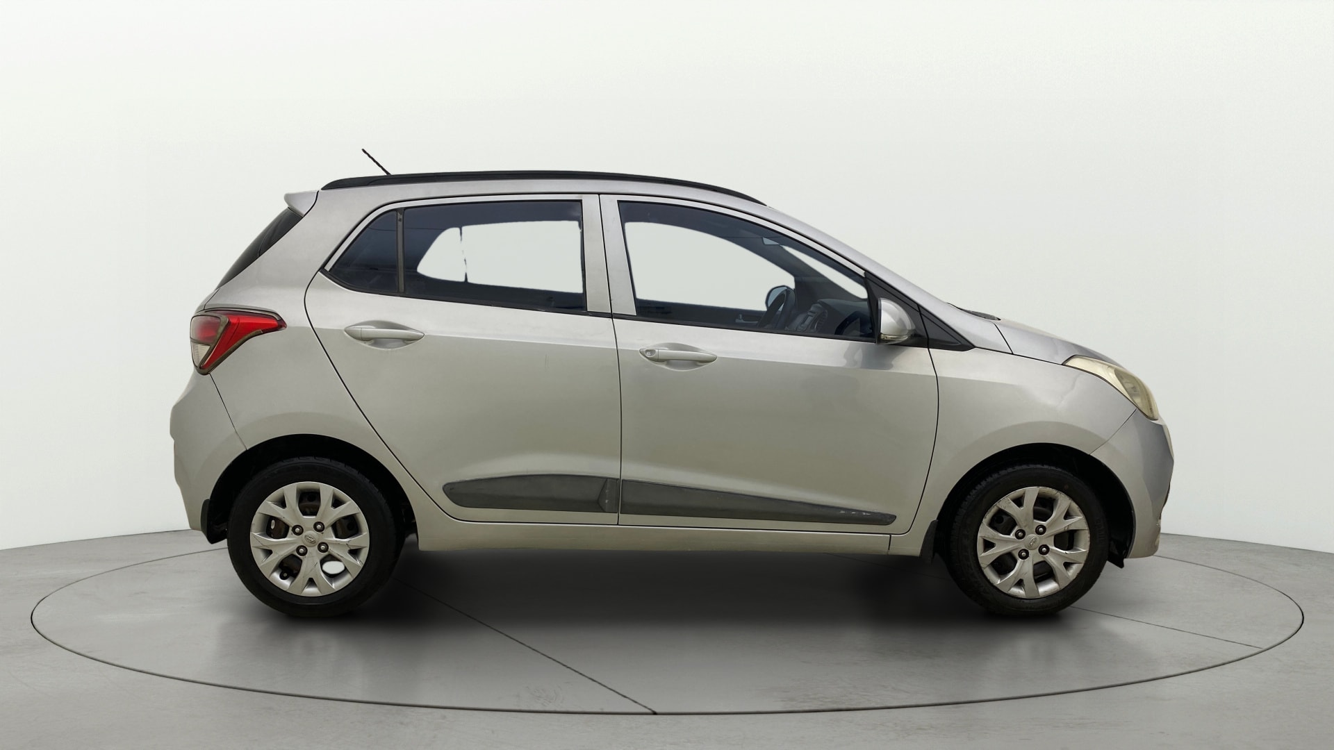 Used 2015 Hyundai Grand i10 Used 2015 Hyundai Grand i10
