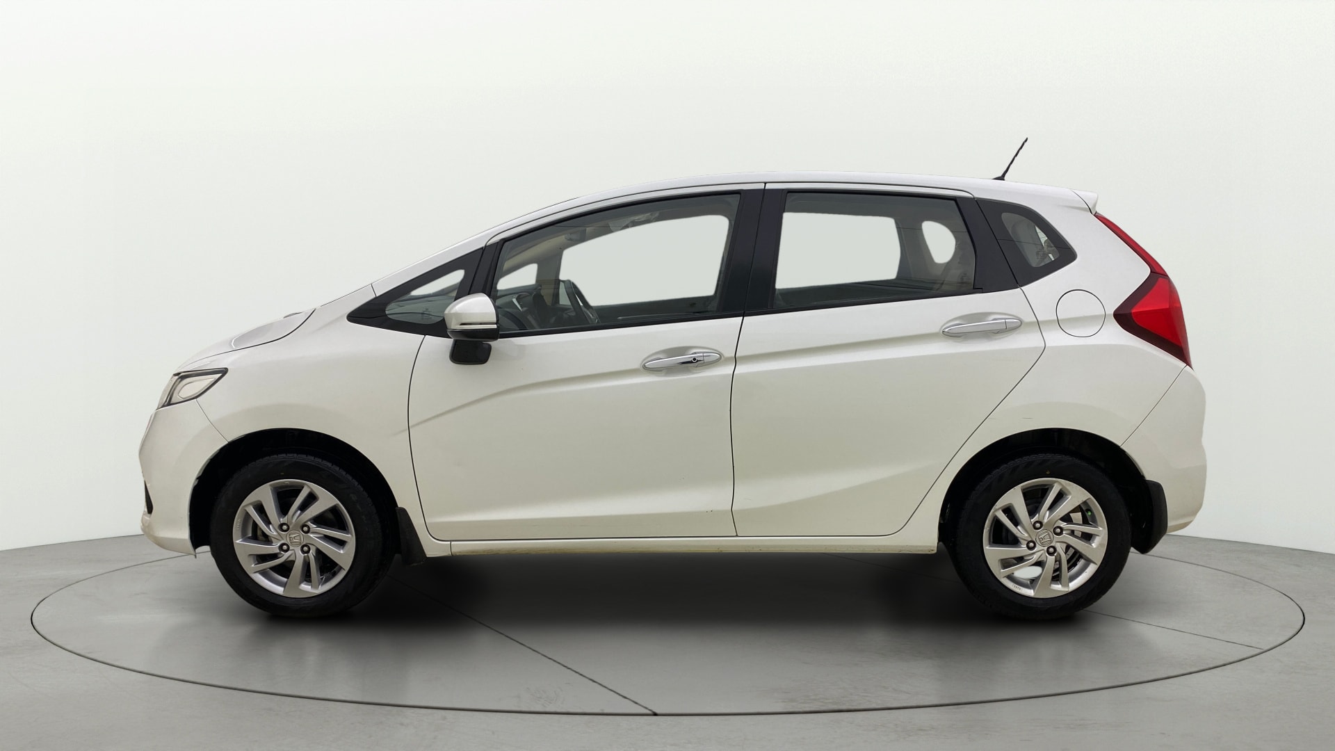 View 2022 Honda Jazz E MT Diesel Image 6 Used 2022 Honda Jazz E MT Diesel Image 6
