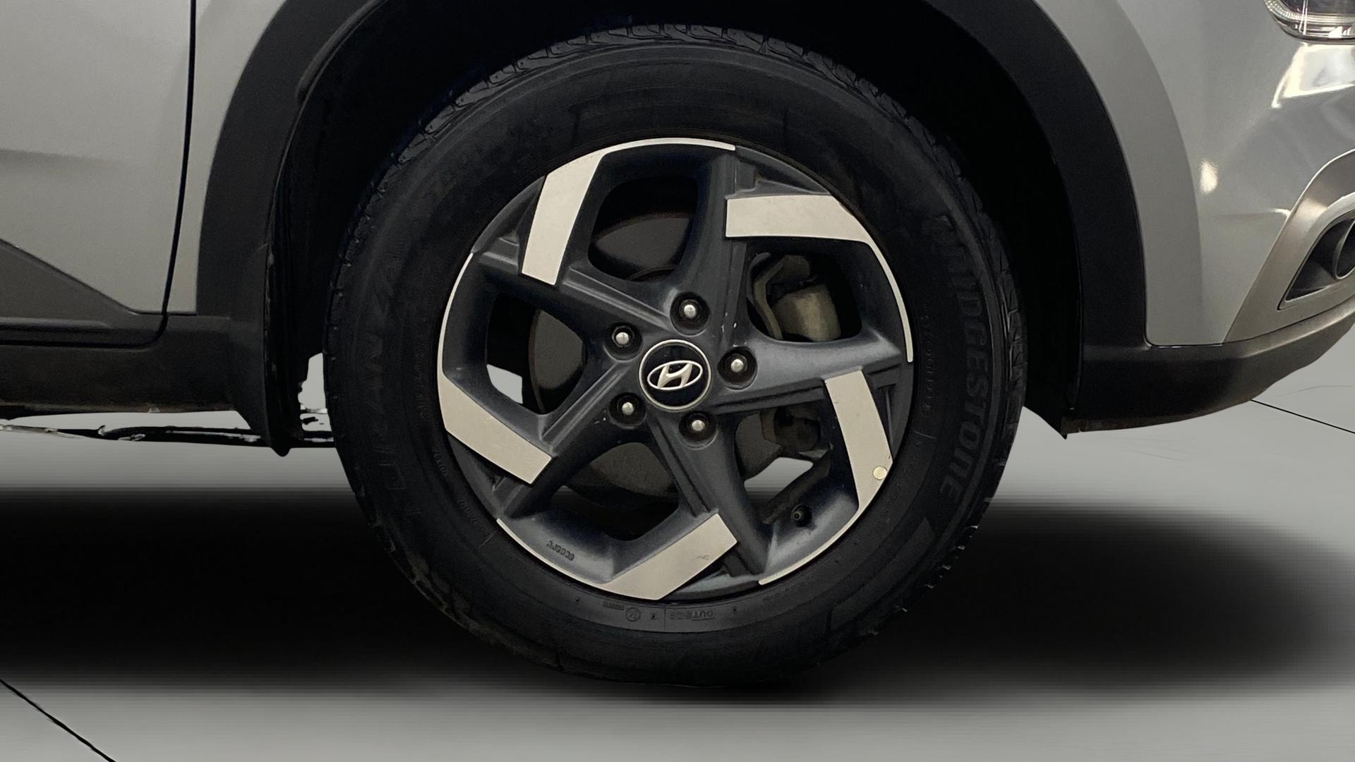 View 2019 Hyundai Venue SX Plus 1.0 Petrol AT Image 43 Used 2019 Hyundai Venue SX Plus 1.0 Petrol AT Image 43