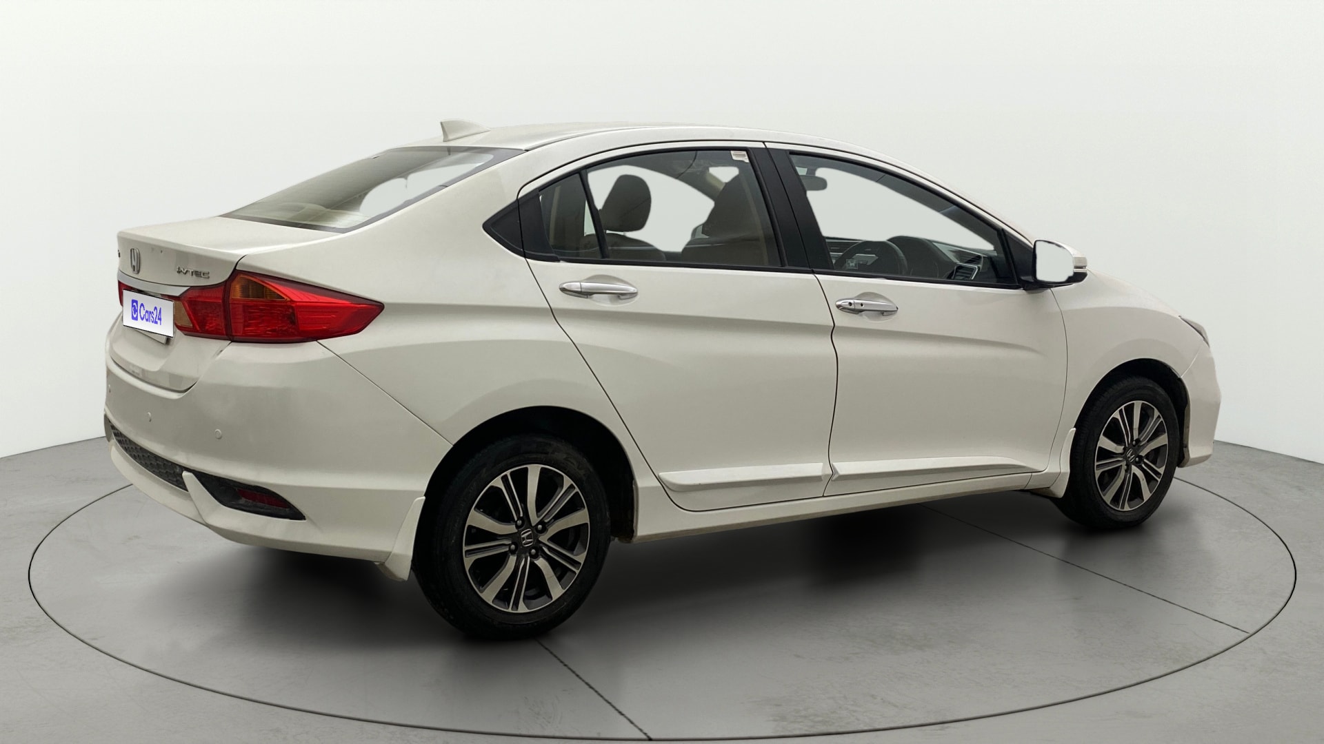 View 2017 Honda City ZX MT Diesel Anniversary Edition Image 44 Used 2017 Honda City ZX MT Diesel Anniversary Edition Image 44