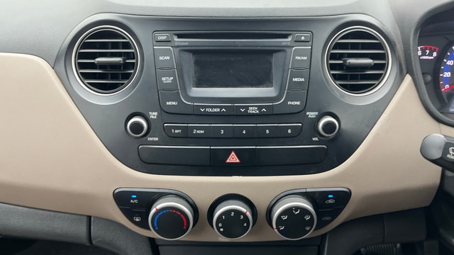 View Hyundai Xcent Image 17 Used Hyundai Xcent Image 17