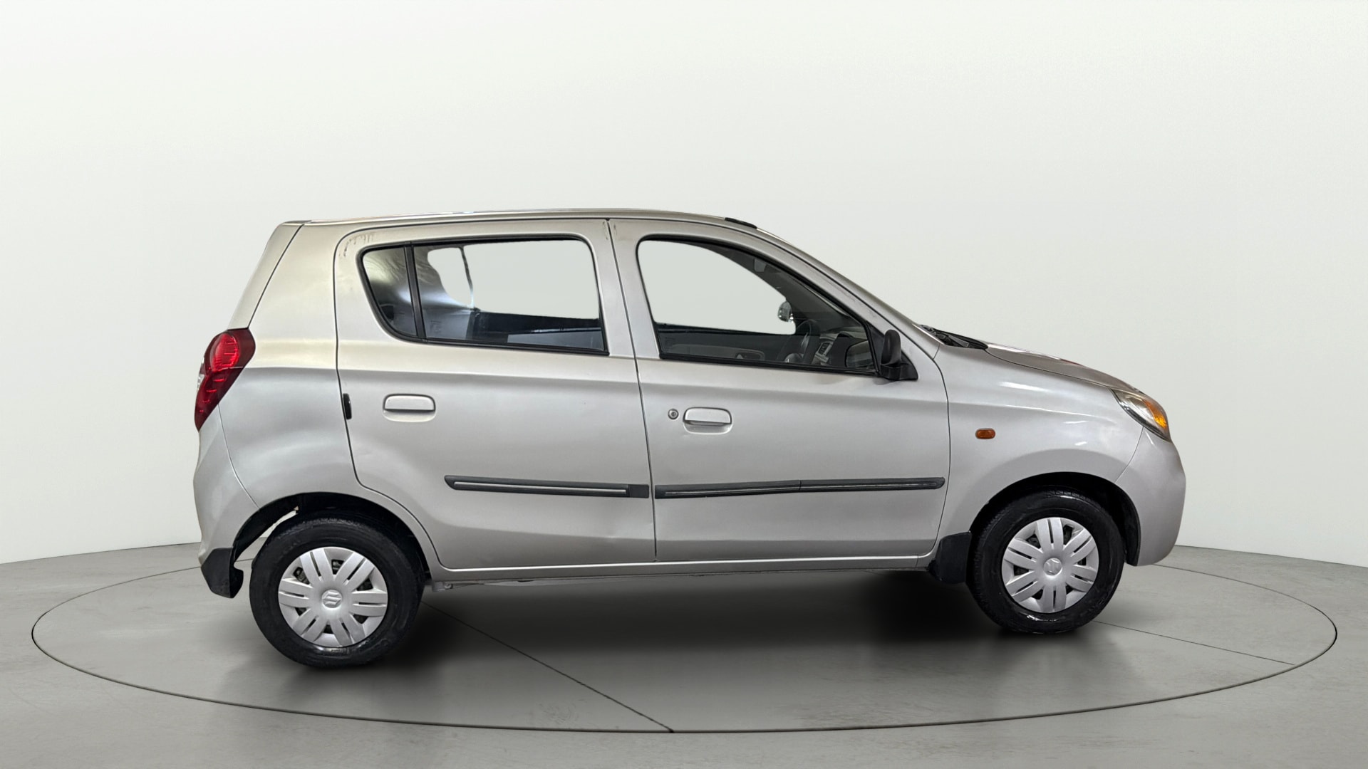 View 2021 Maruti Suzuki 1000 Base Variant Image 8 Used 2021 Maruti Suzuki 1000 Base Variant Image 8
