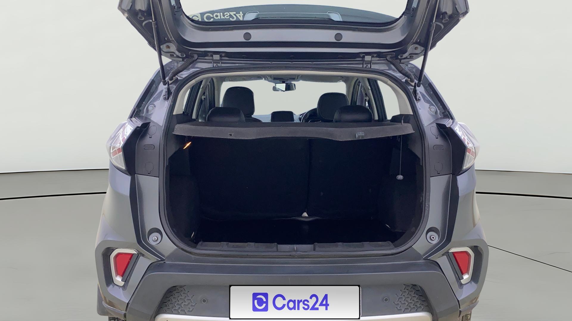View 2022 Tata Nexon XZ Plus Diesel Image 38 Used 2022 Tata Nexon XZ Plus Diesel Image 38