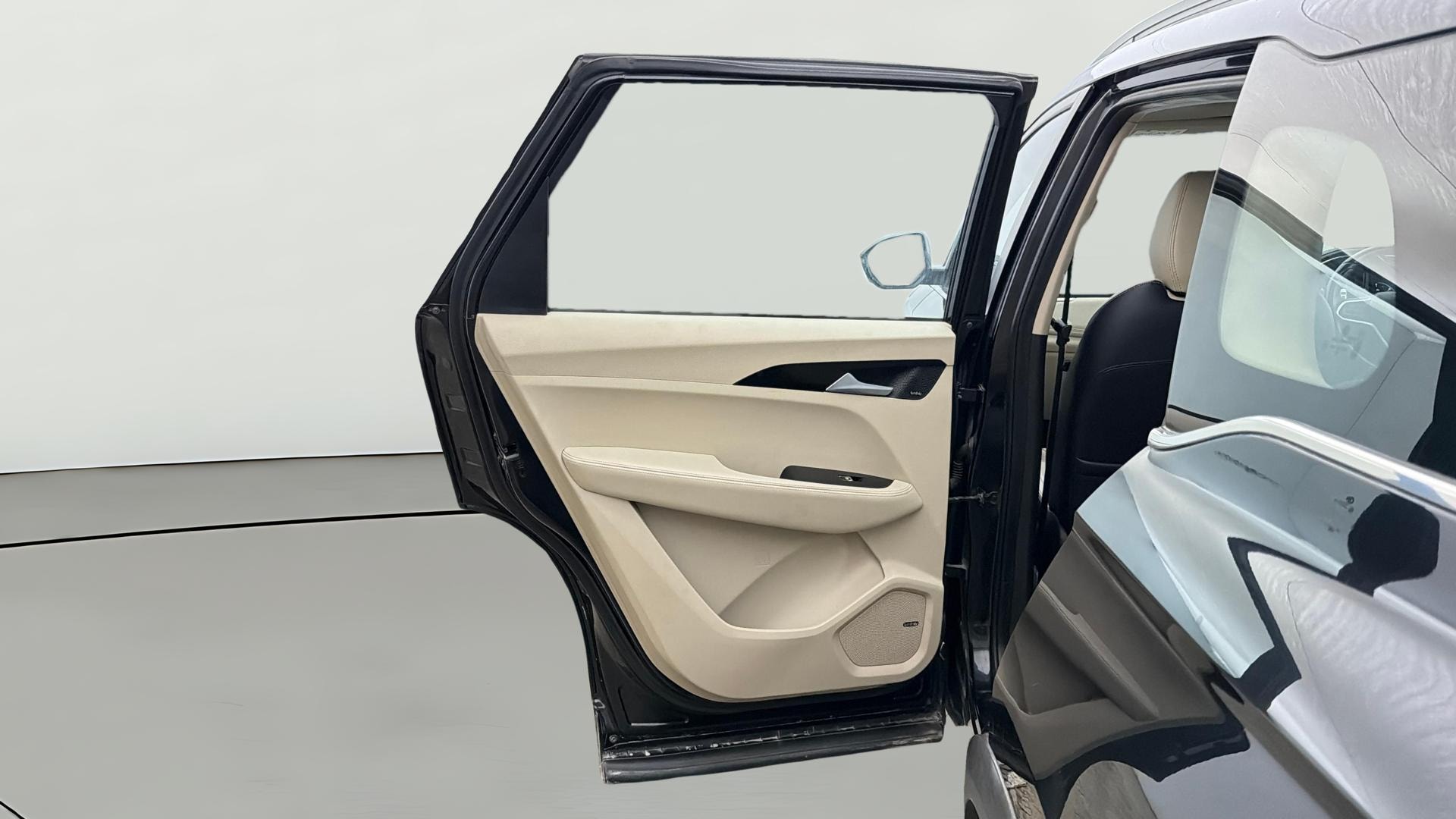 View 2021 MG Hector Sharp CVT Petrol Image 15 Used 2021 MG Hector Sharp CVT Petrol Image 15