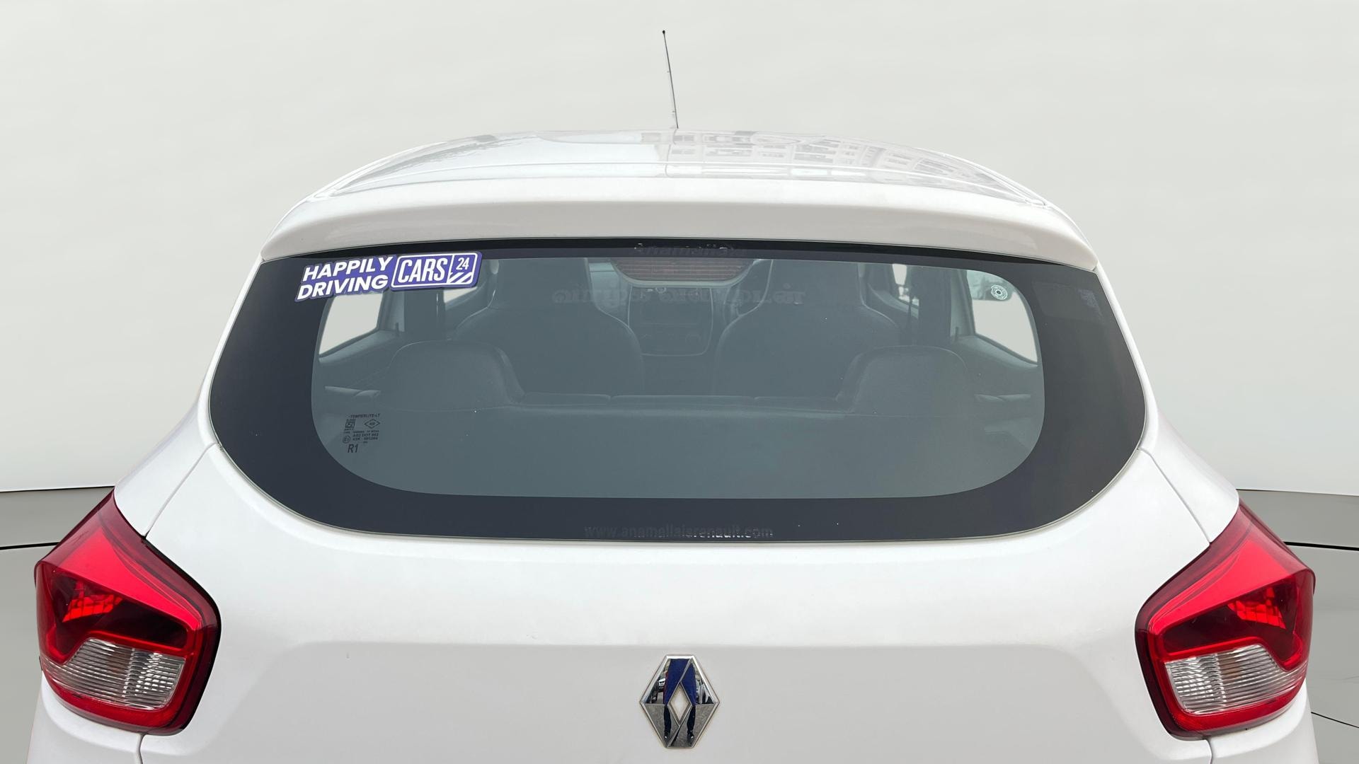 View 2016 Renault Kwid RXL Image 4 Used 2016 Renault Kwid RXL Image 4