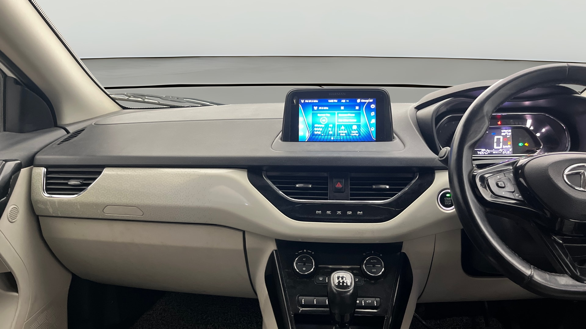 Used 2022 Tata Nexon Used 2022 Tata Nexon