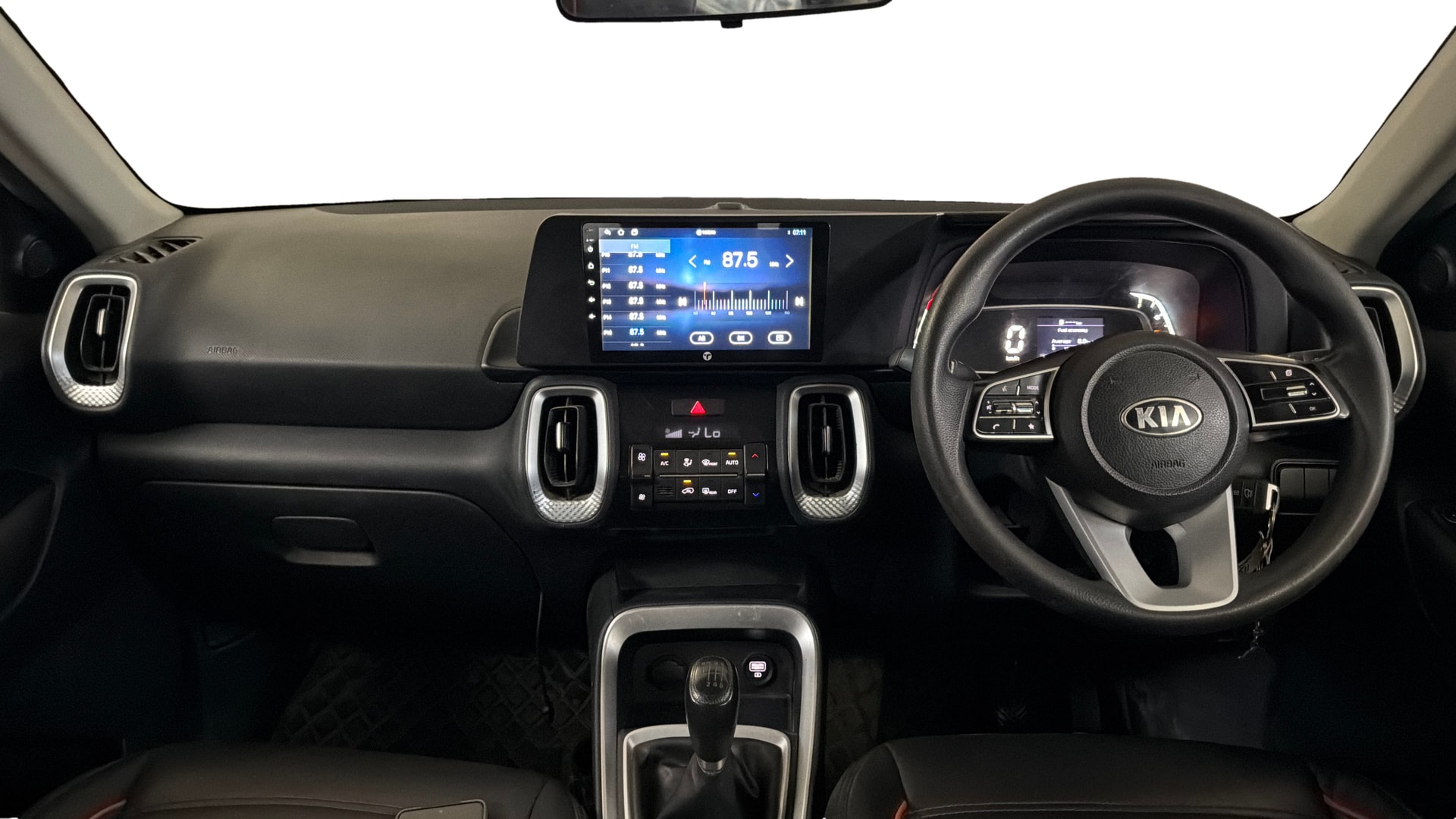 View 2021 Kia Sonet HTK Plus iMT Petrol Image 15 Used 2021 Kia Sonet HTK Plus iMT Petrol Image 15