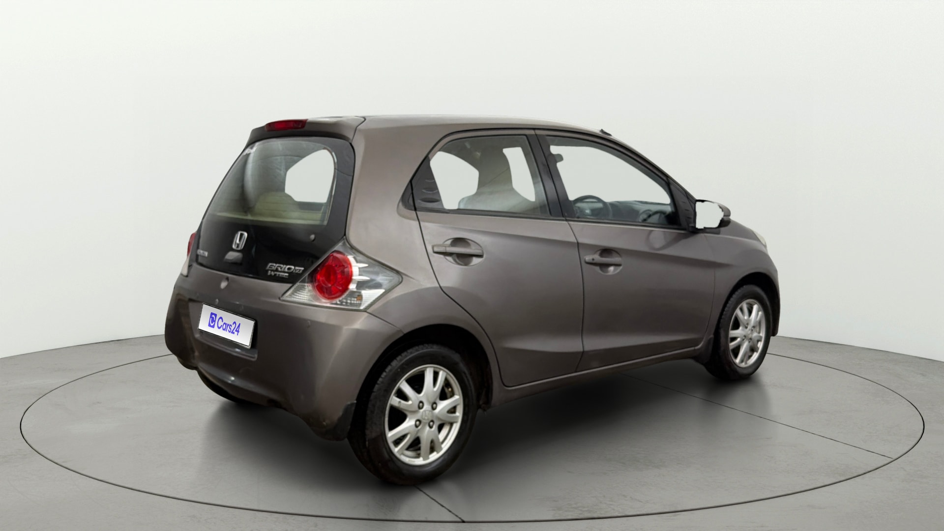 View 2015 Honda Brio VX AT Petrol Image 42 Used 2015 Honda Brio VX AT Petrol Image 42