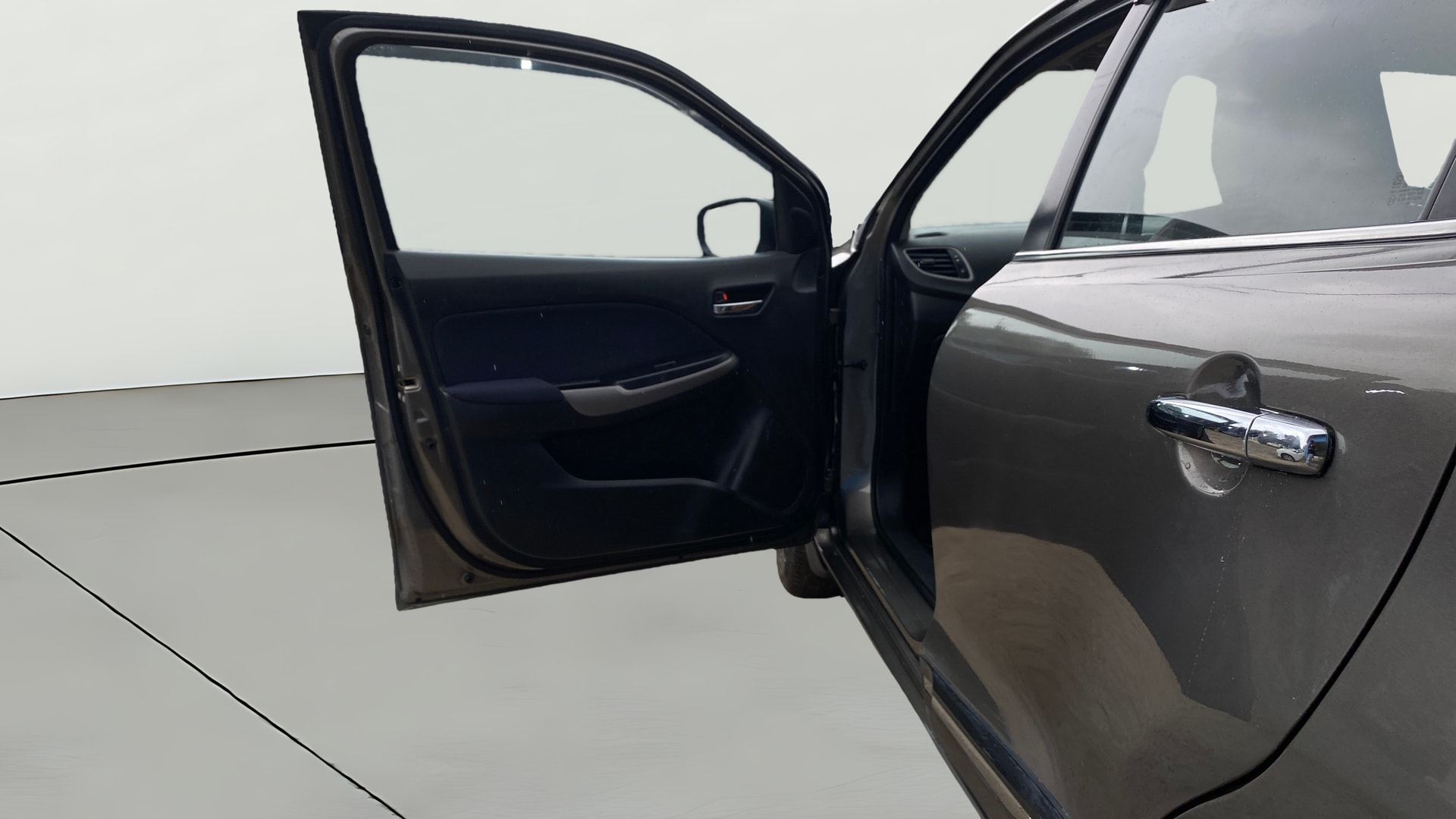 View 2020 Maruti Suzuki 1000 Base Variant Image 30 Used 2020 Maruti Suzuki 1000 Base Variant Image 30
