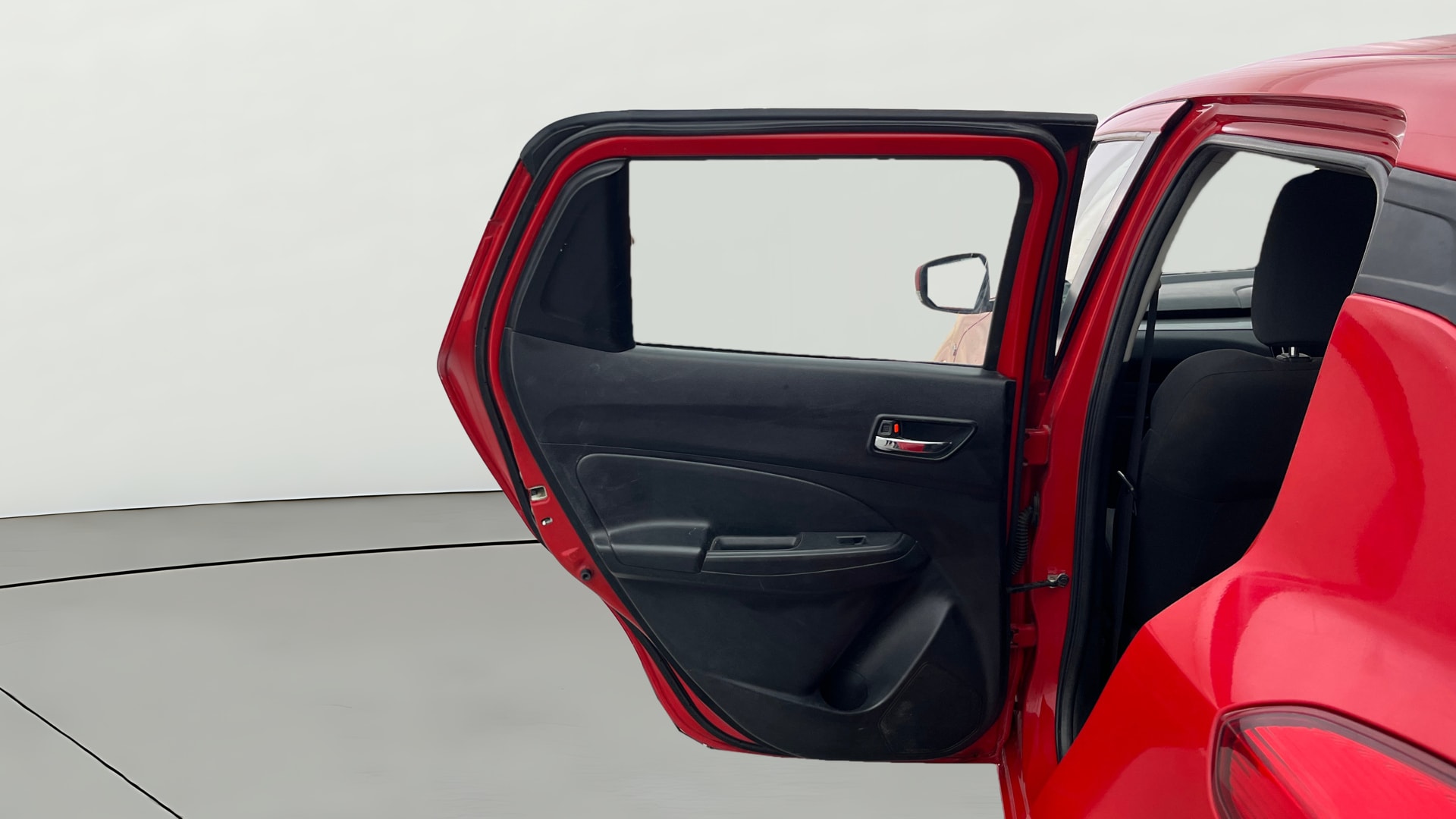 View 2018 Maruti Suzuki 1000 Base Variant Image 22 Used 2018 Maruti Suzuki 1000 Base Variant Image 22