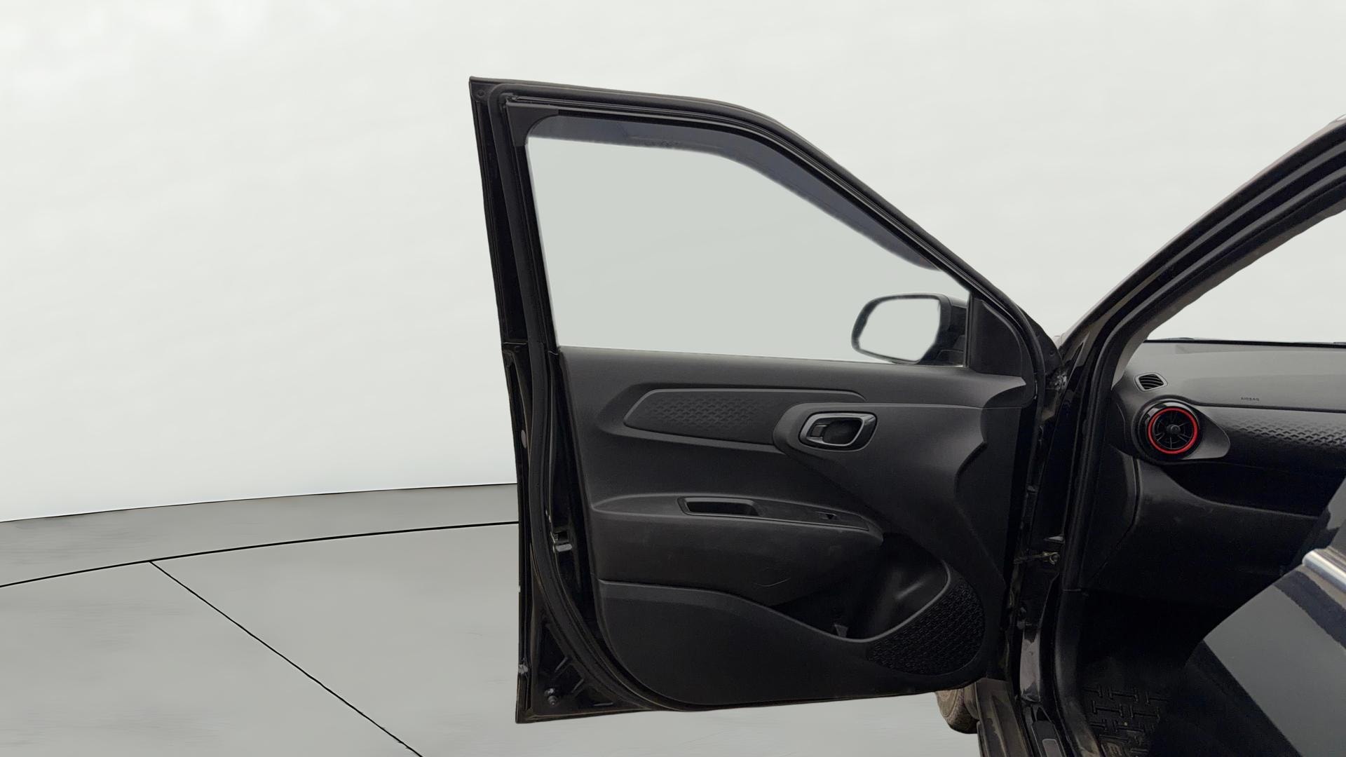 View 2025 Hyundai Exter 1.2 MT SX Hy-CNG Duo Image 31 Used 2025 Hyundai Exter 1.2 MT SX Hy-CNG Duo Image 31