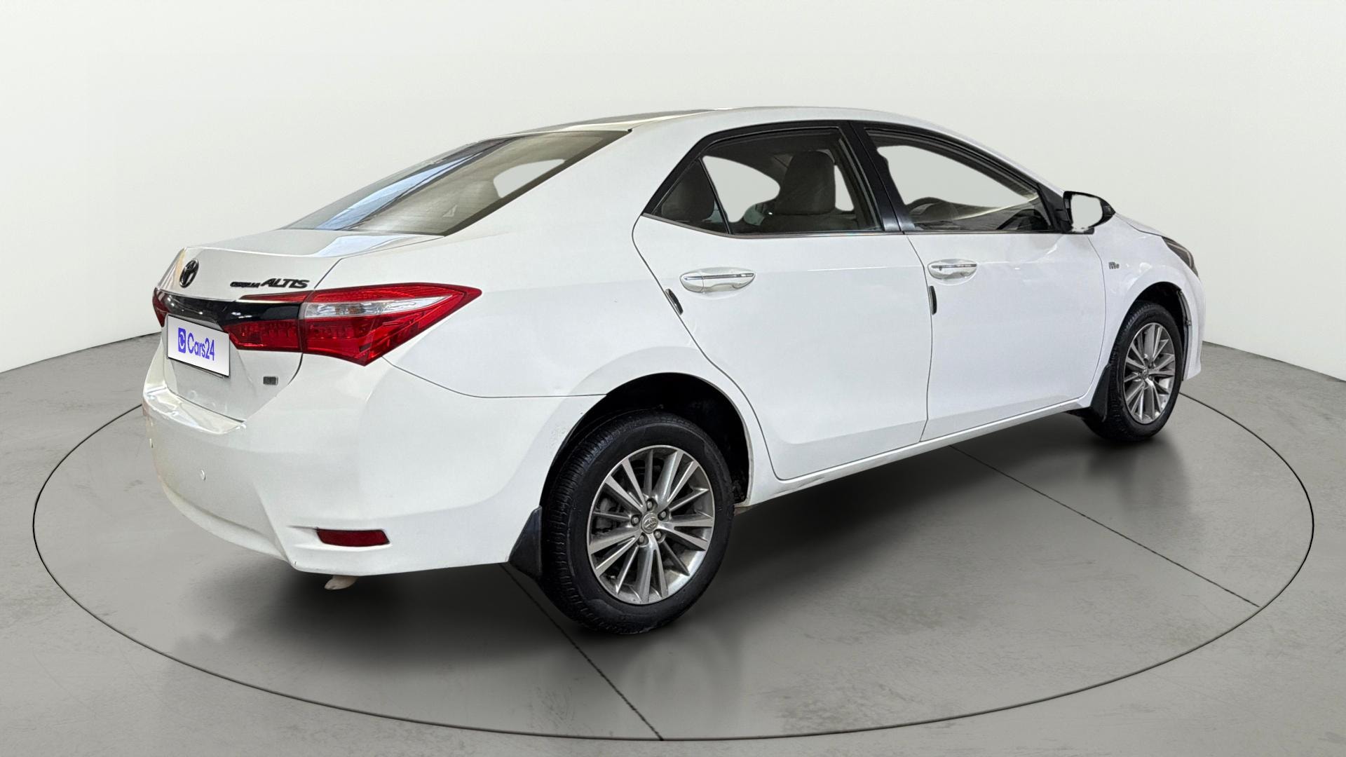 View 2016 Toyota Corolla Altis 1.8 VL AT Image 44 Used 2016 Toyota Corolla Altis 1.8 VL AT Image 44