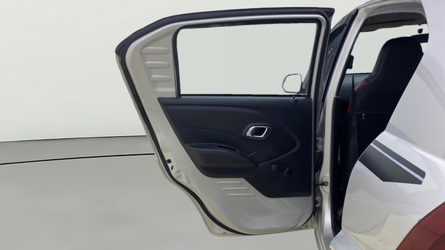 View Datsun Redi GO Image 22 Used Datsun Redi GO Image 22