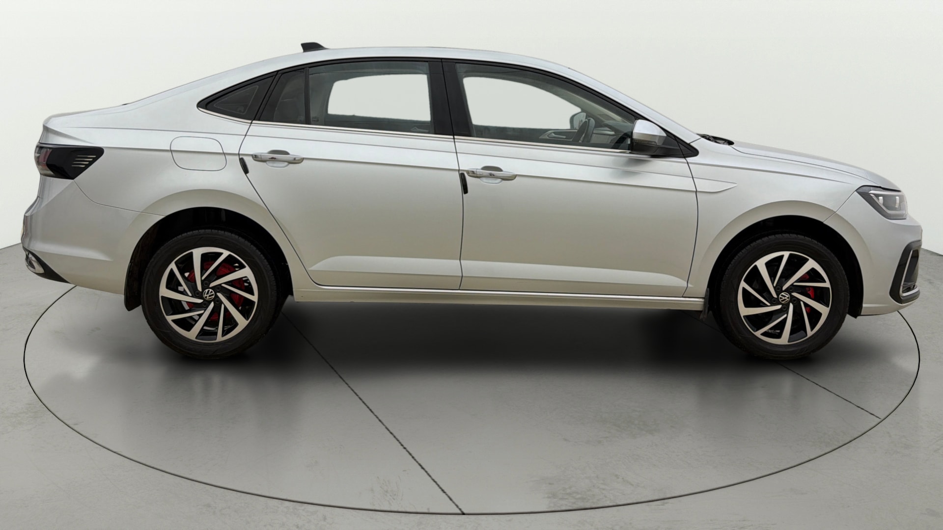 View 2022 Volkswagen Virtus Topline 1.0 TSI MT Image 9 Used 2022 Volkswagen Virtus Topline 1.0 TSI MT Image 9