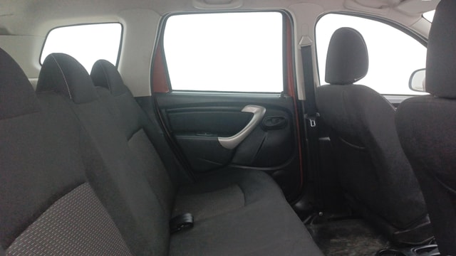 View Renault Duster Image 34 Used Renault Duster Image 34