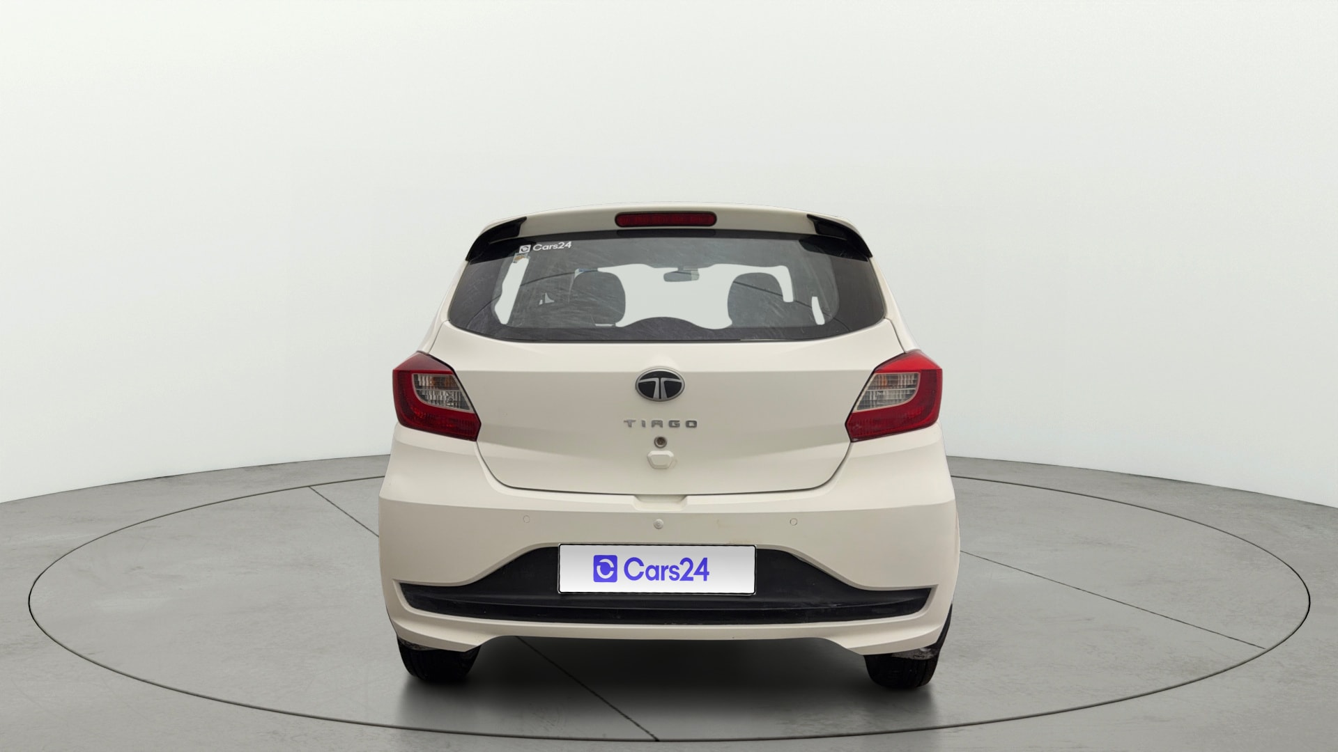View 2025 Tata Tiago Revotorq XB Image 38 Used 2025 Tata Tiago Revotorq XB Image 38