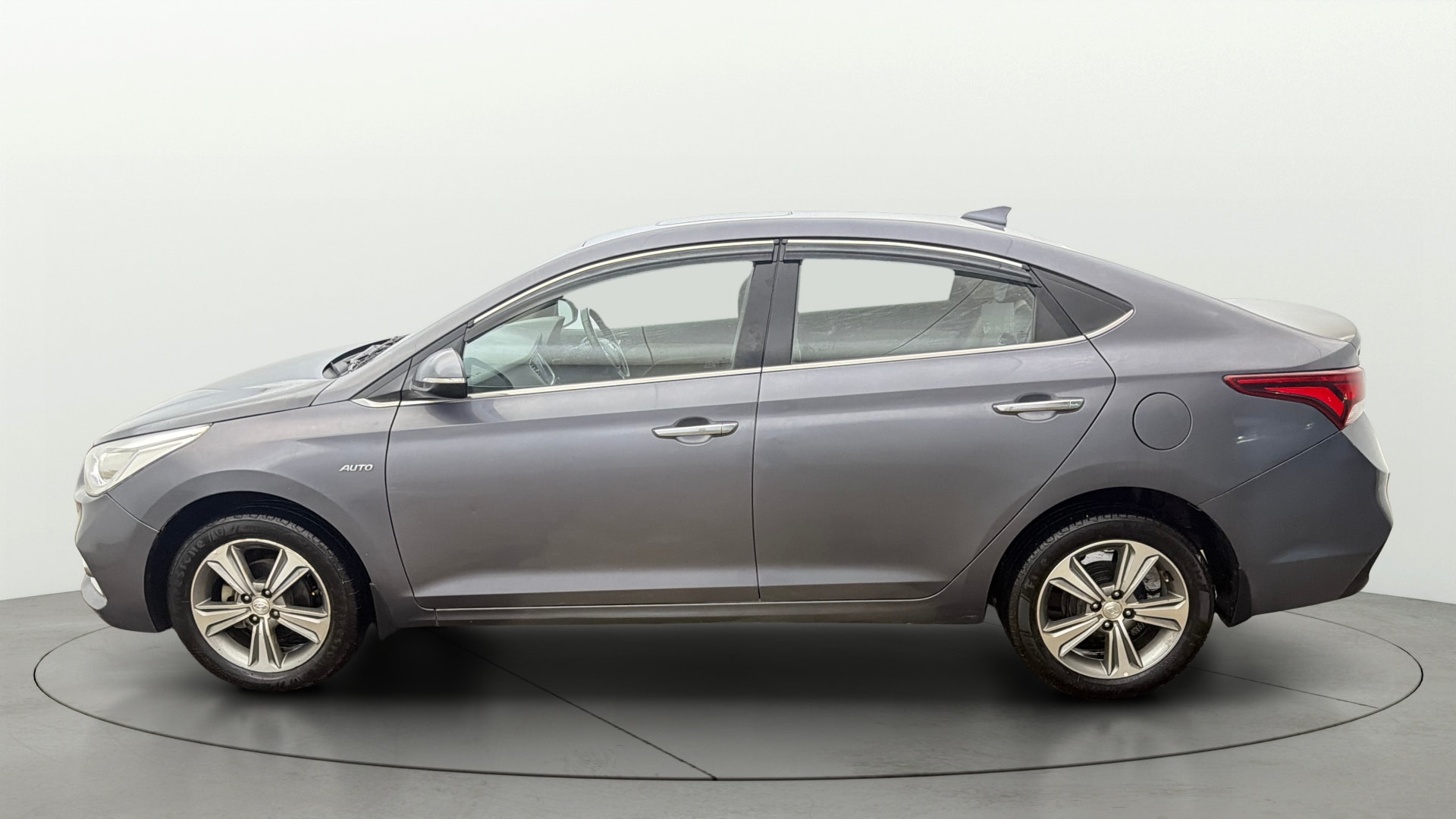 View 2017 Hyundai Verna 1.6 VTVT SX (O) AT Image 26 Used 2017 Hyundai Verna 1.6 VTVT SX (O) AT Image 26