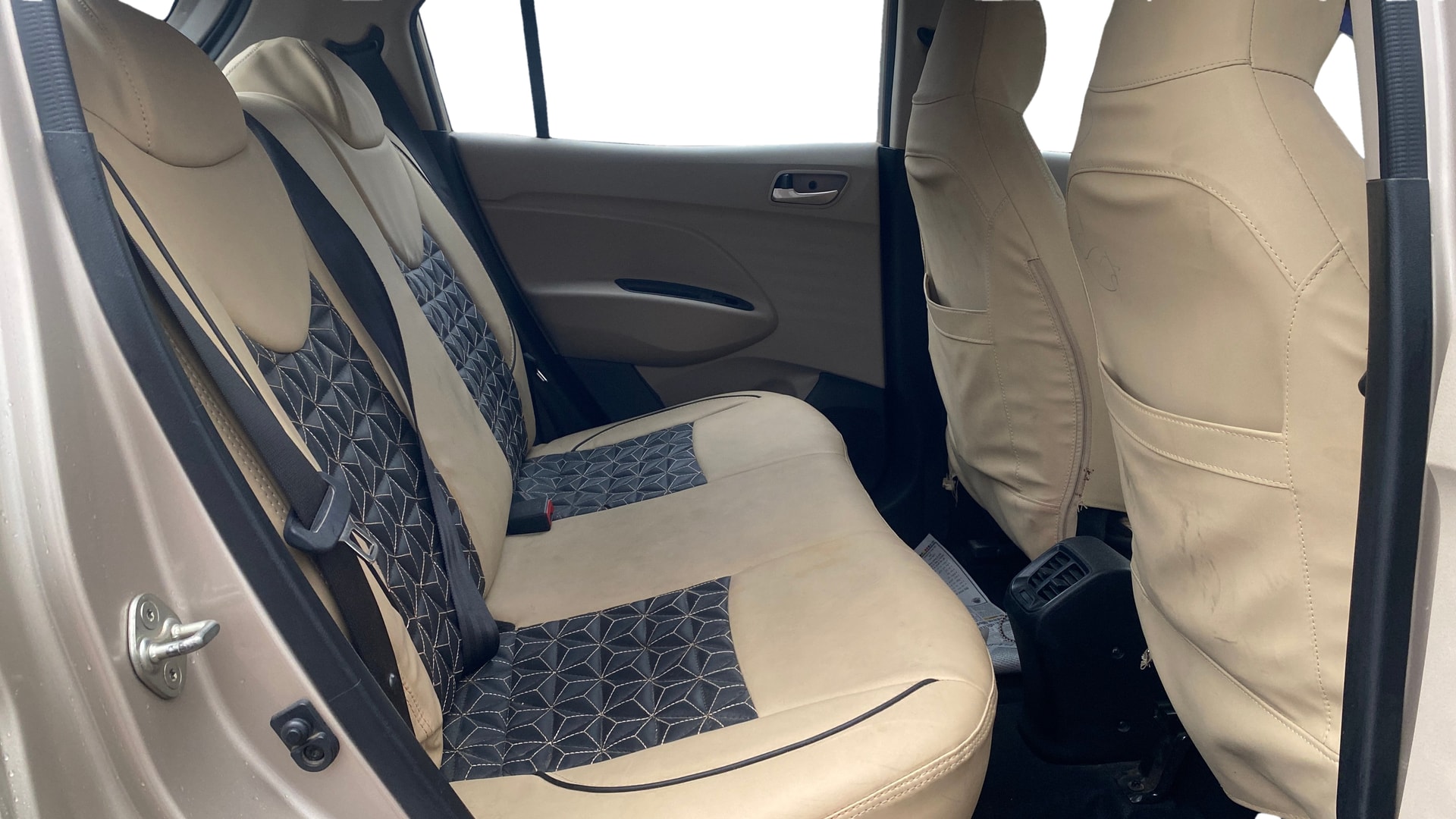 View 2022 Hyundai New Santro Magna AMT Image 28 Used 2022 Hyundai New Santro Magna AMT Image 28