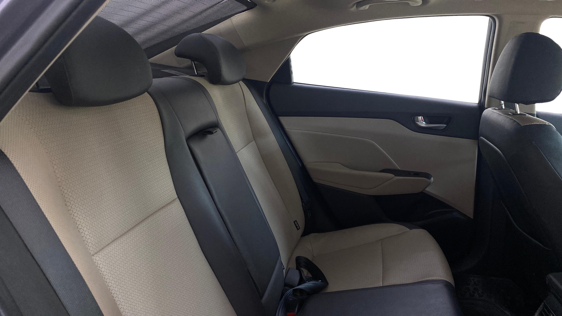 View 2019 Hyundai Verna 1.6 VTVT SX (O) Image 31 Used 2019 Hyundai Verna 1.6 VTVT SX (O) Image 31
