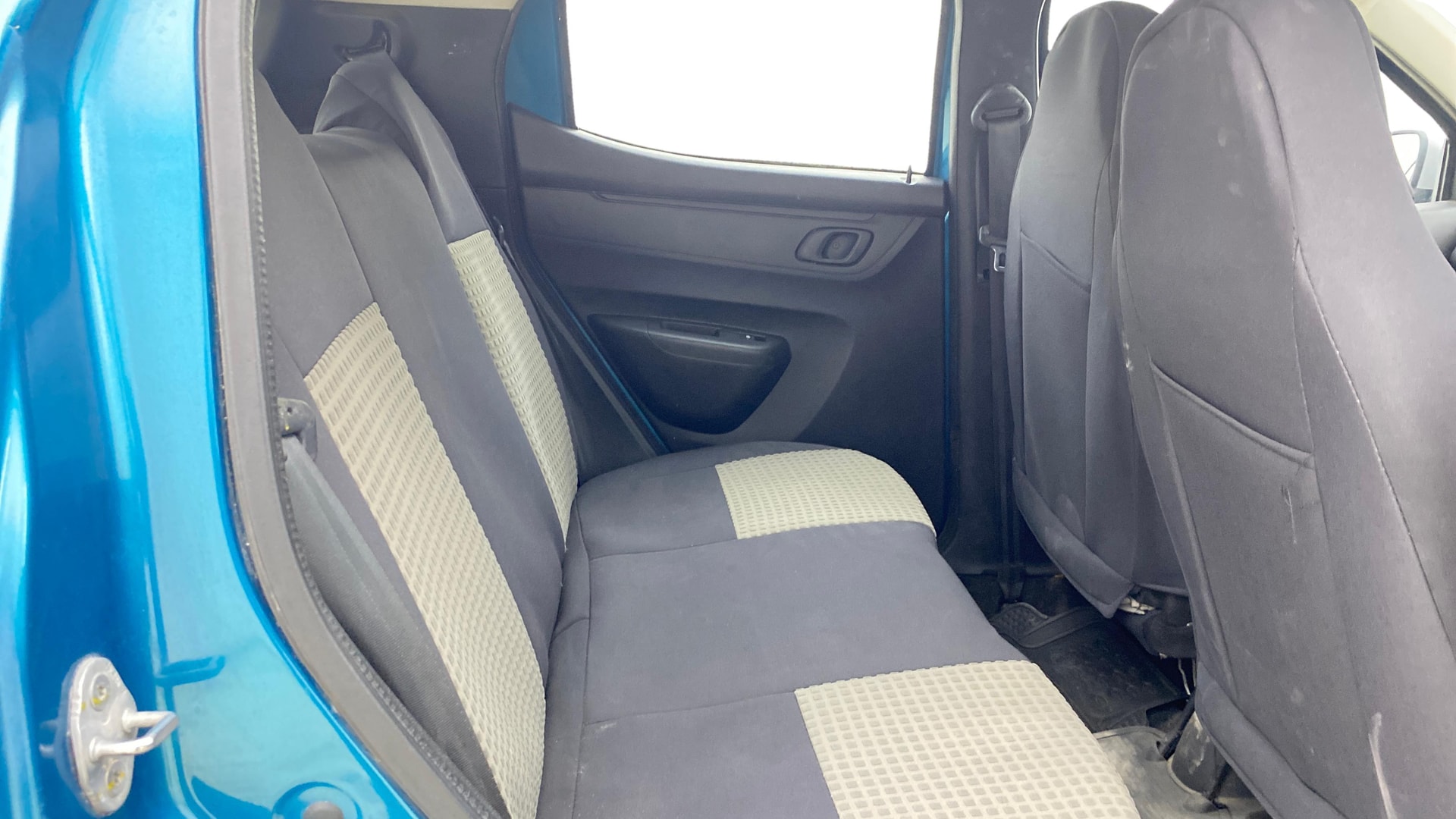View 2023 Renault Kwid RXT 1.0 Image 28 Used 2023 Renault Kwid RXT 1.0 Image 28