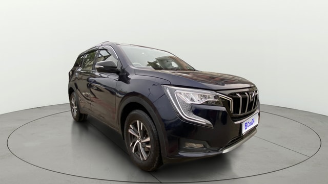 View Mahindra XUV700 Image 22 Used Mahindra XUV700 Image 22