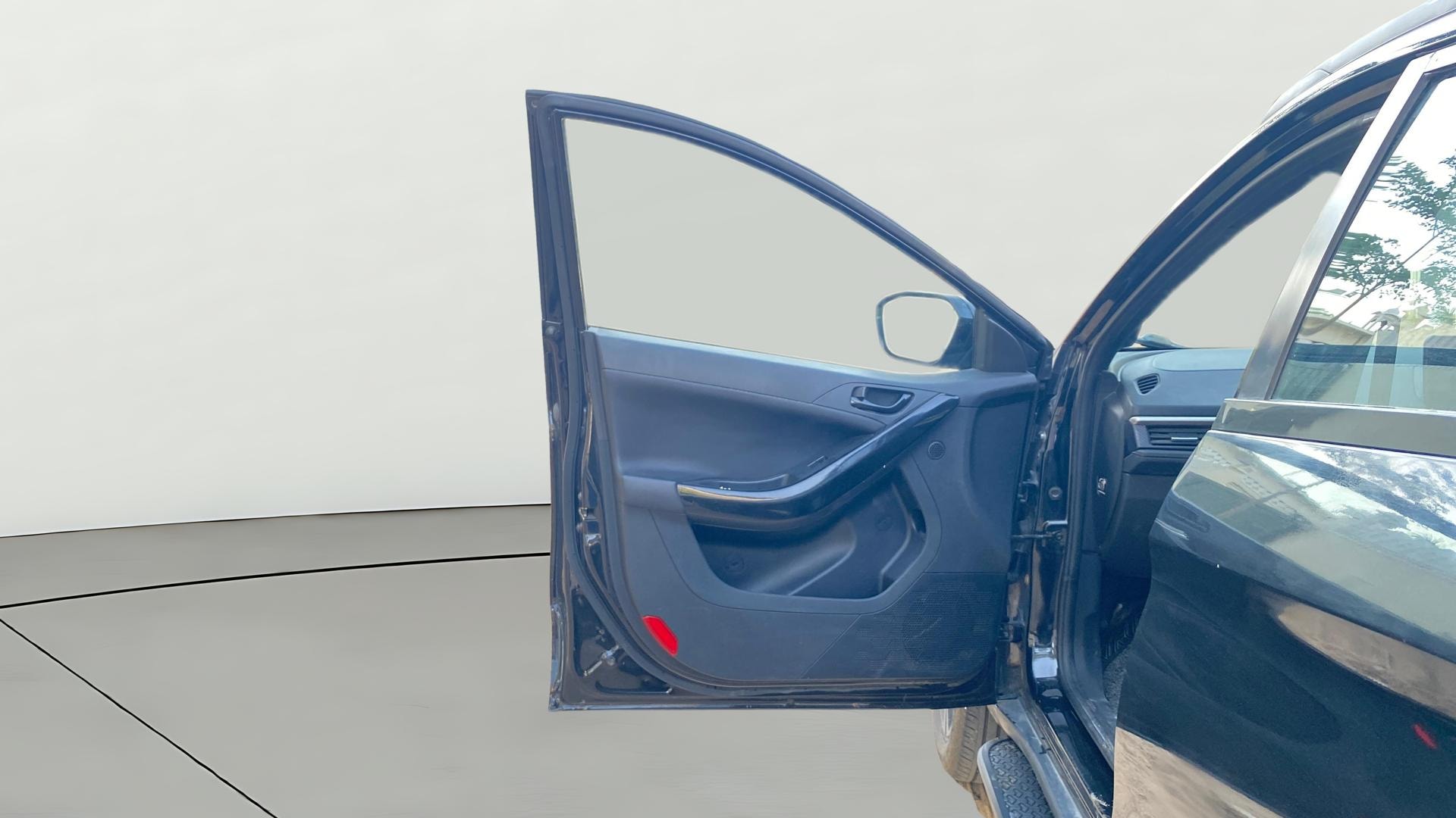 View 2024 Tata Nexon Revotron XE Image 33 Used 2024 Tata Nexon Revotron XE Image 33