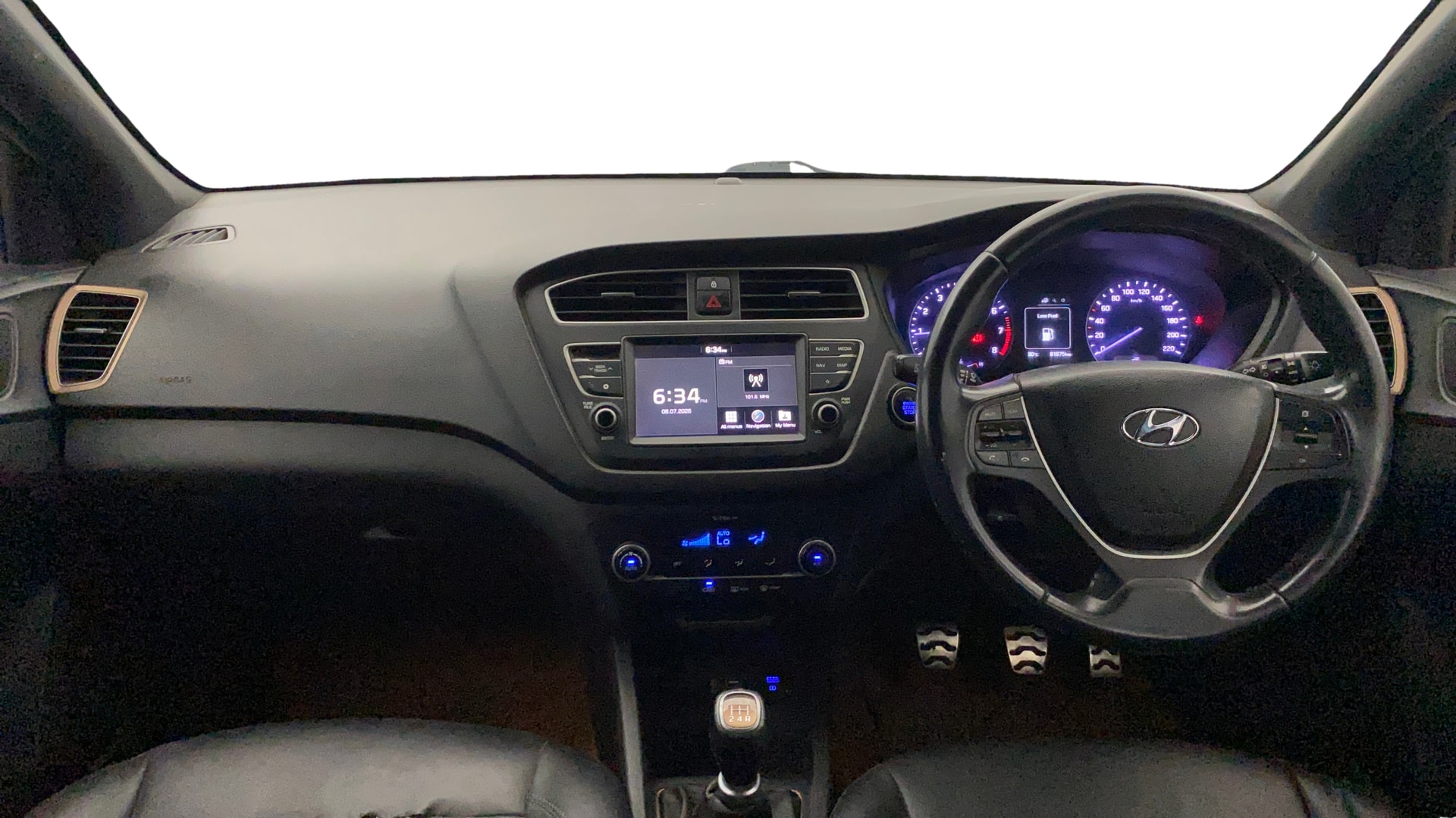View 2018 Hyundai i20 Active 1.2 SX Image 15 Used 2018 Hyundai i20 Active 1.2 SX Image 15