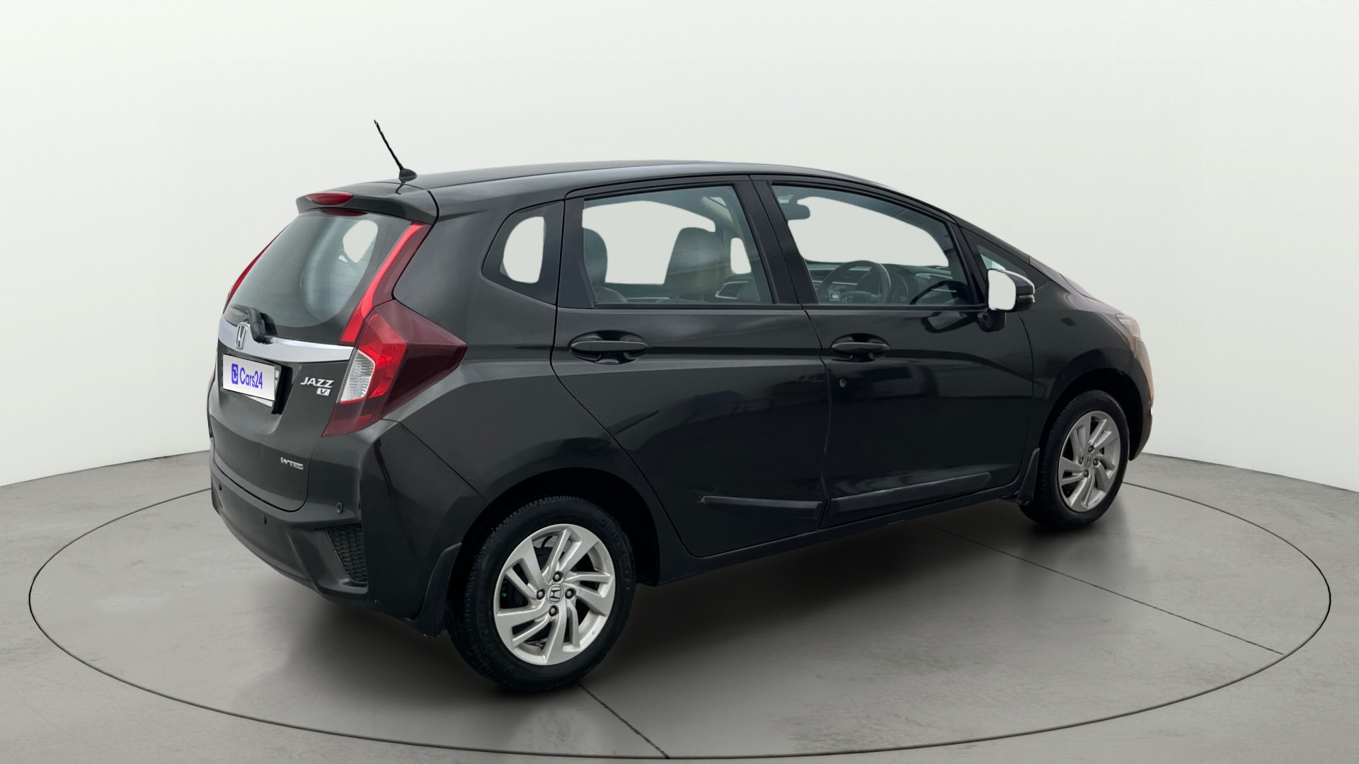 View 2015 Honda Jazz E MT Diesel Image 44 Used 2015 Honda Jazz E MT Diesel Image 44