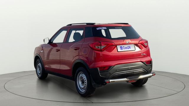 View Mahindra XUV300 Image 2 Used Mahindra XUV300 Image 2