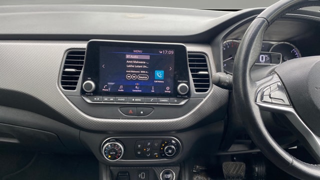 View Nissan Kicks Image 17 Used Nissan Kicks Image 17
