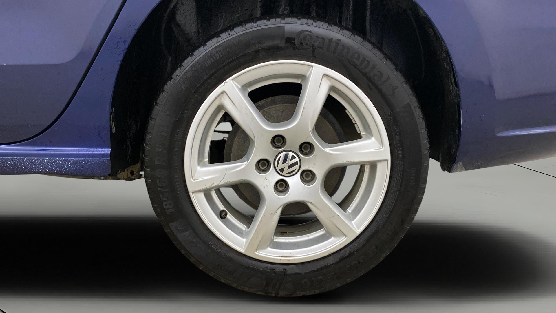 View 2013 Volkswagen Vento DSG Image 7 Used 2013 Volkswagen Vento DSG Image 7