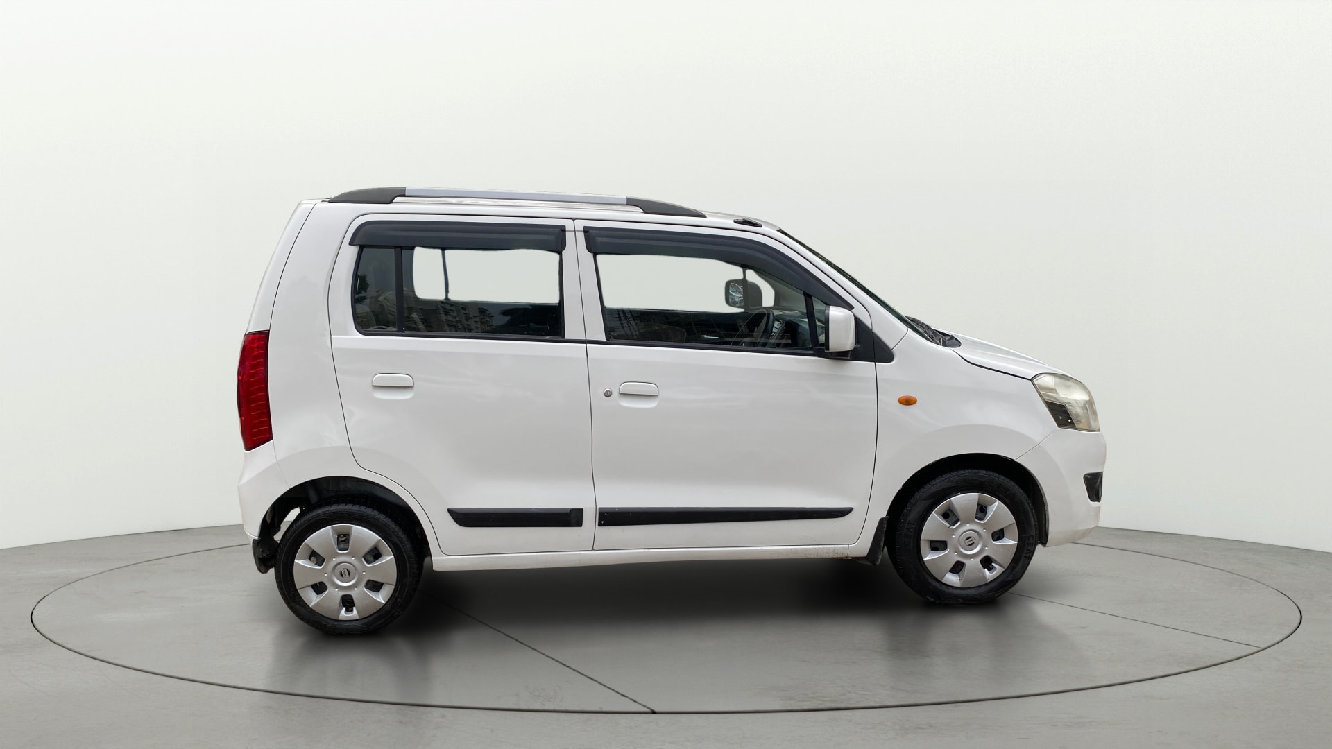 View 2017 Maruti Suzuki 1000 Base Variant Image 8 Used 2017 Maruti Suzuki 1000 Base Variant Image 8