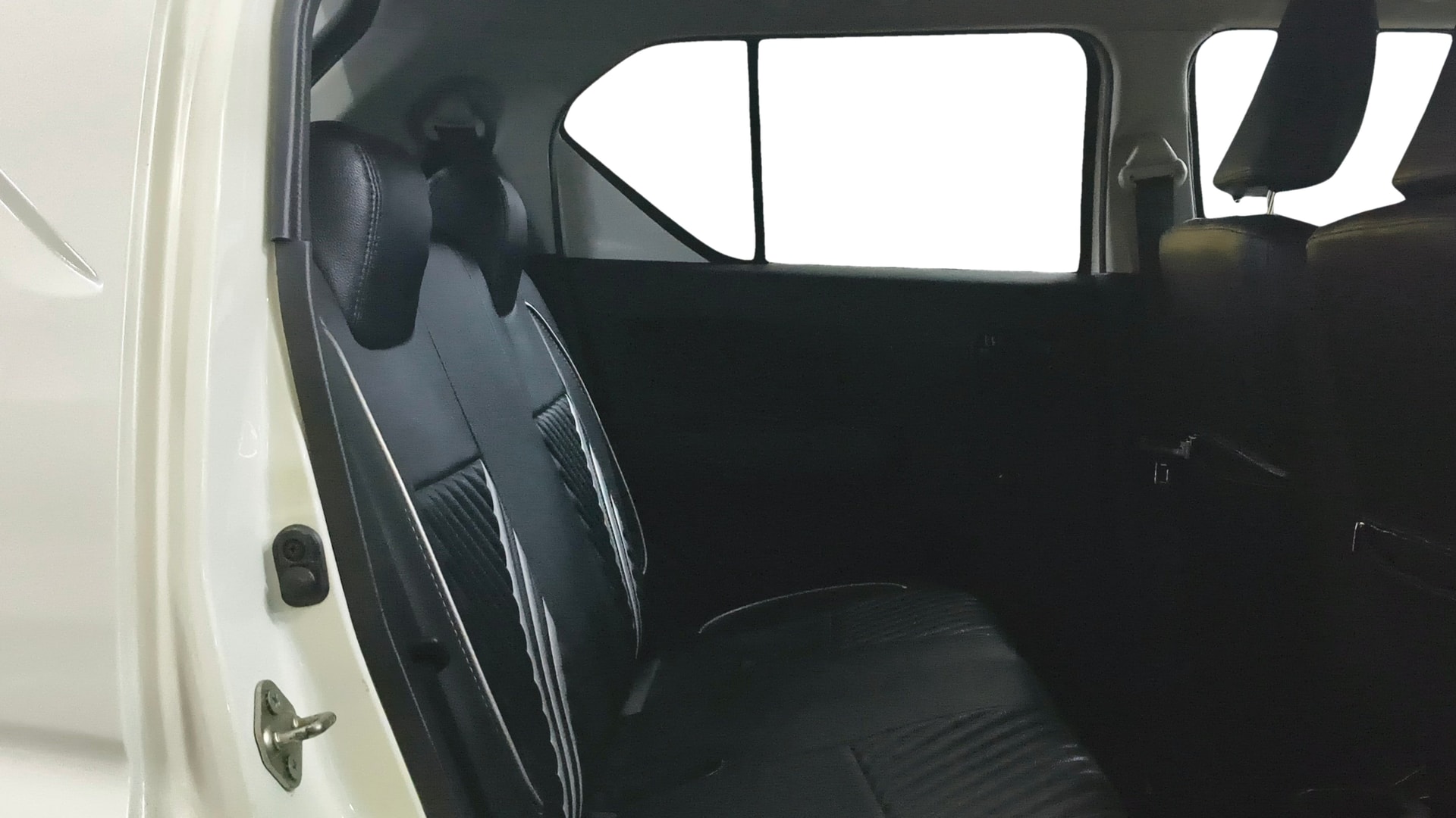 View 2022 Maruti Suzuki 1000 Base Variant Image 28 Used 2022 Maruti Suzuki 1000 Base Variant Image 28