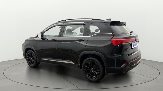 View MG Hector Plus Image 2 Used MG Hector Plus Image 2