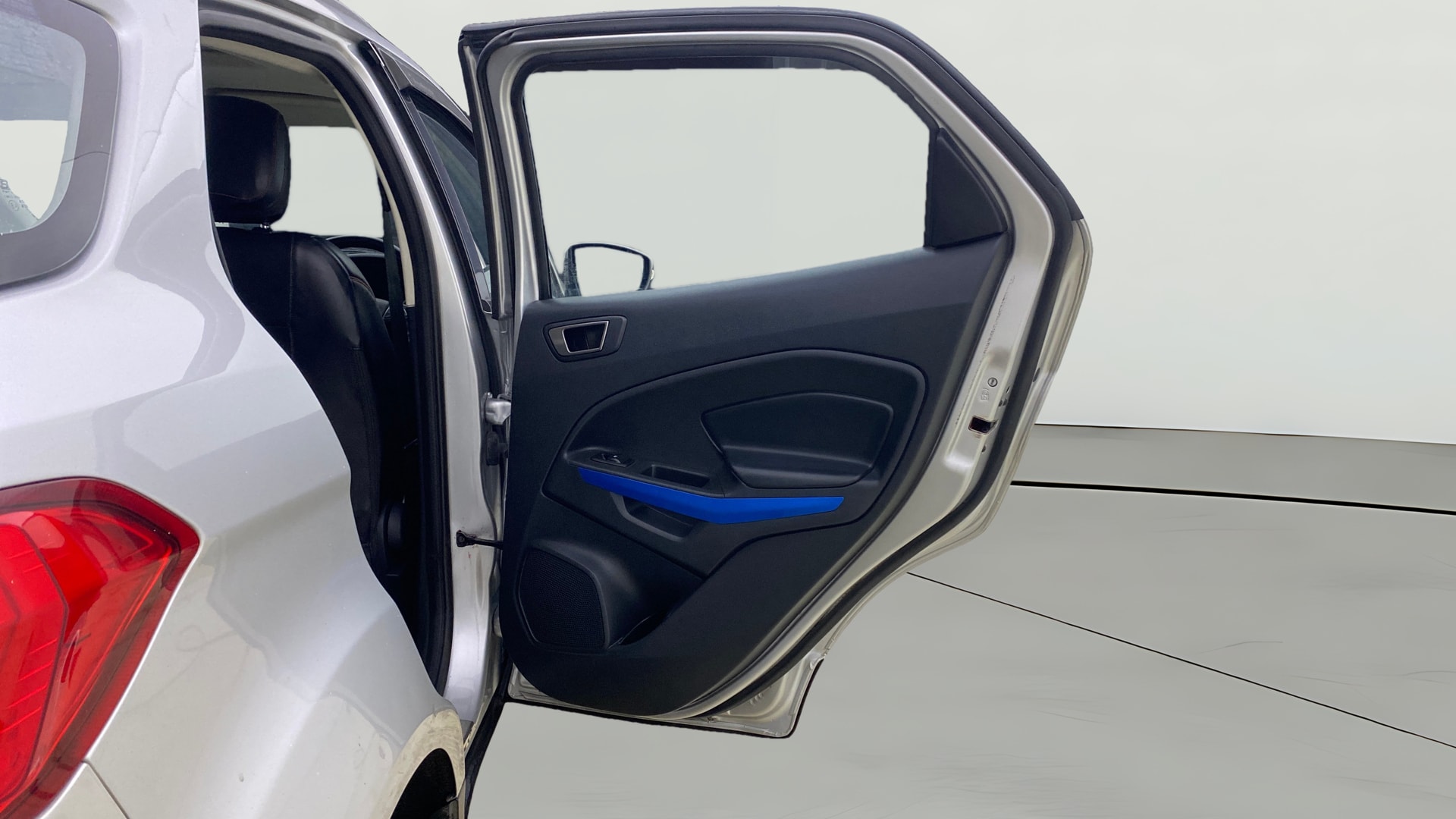 View 2019 Ford EcoSport 1.5 TDCi Diesel Ambiente BS IV Image 6 Used 2019 Ford EcoSport 1.5 TDCi Diesel Ambiente BS IV Image 6