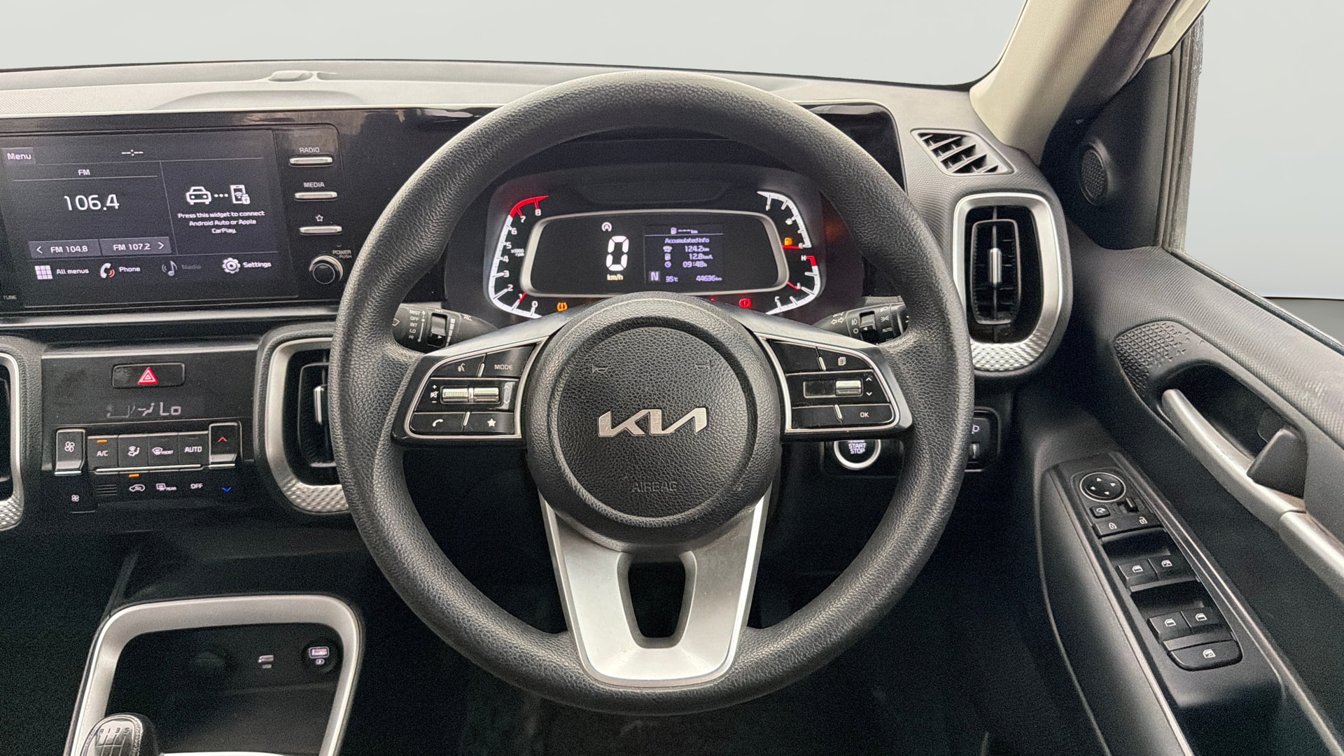 Used 2023 Kia Sonet Used 2023 Kia Sonet